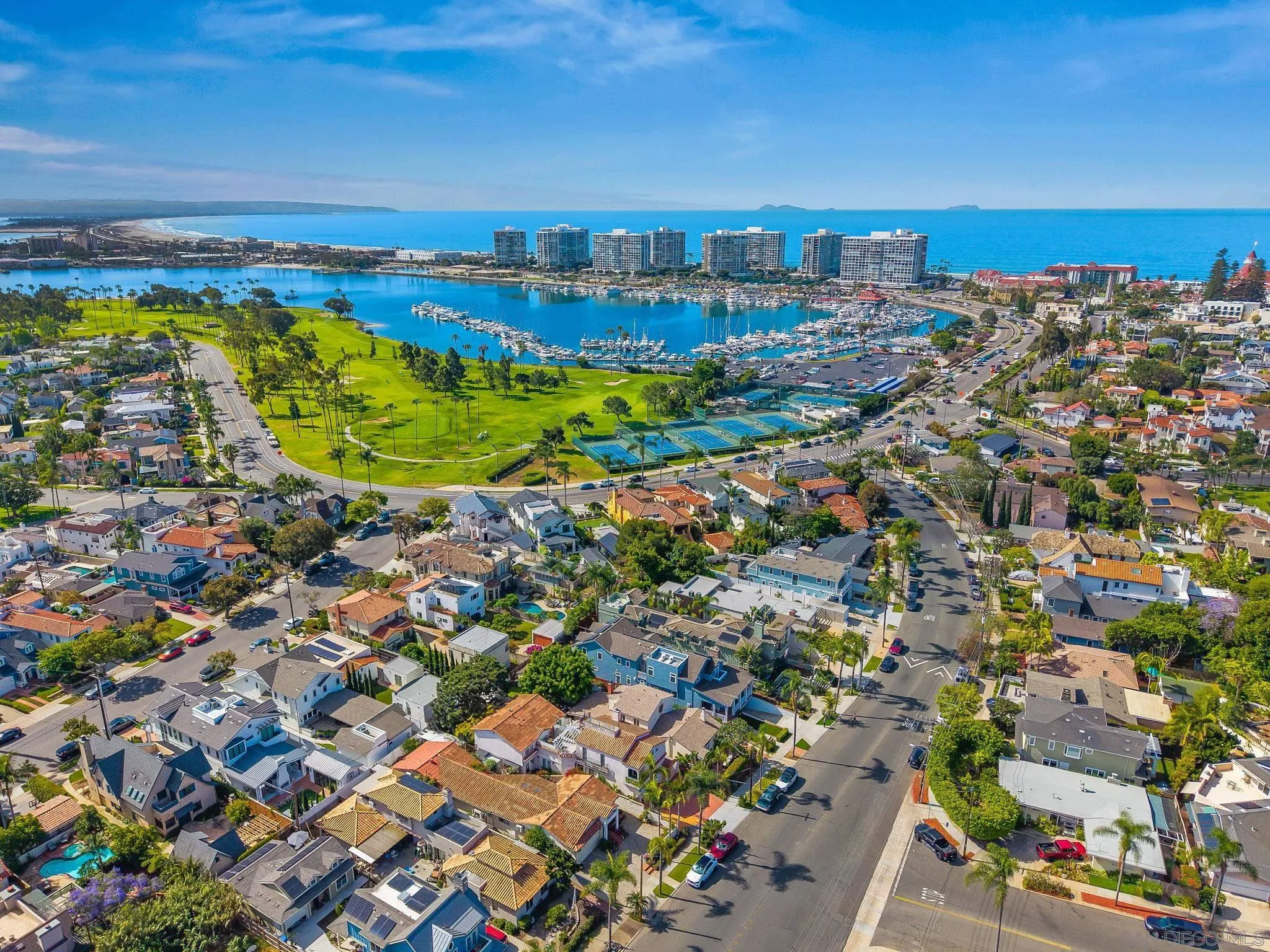 https://cdn.realtyfeed.com/cdn/127/260009417/4fb8c094cf7532aa57e9b182d4e225ee.webp