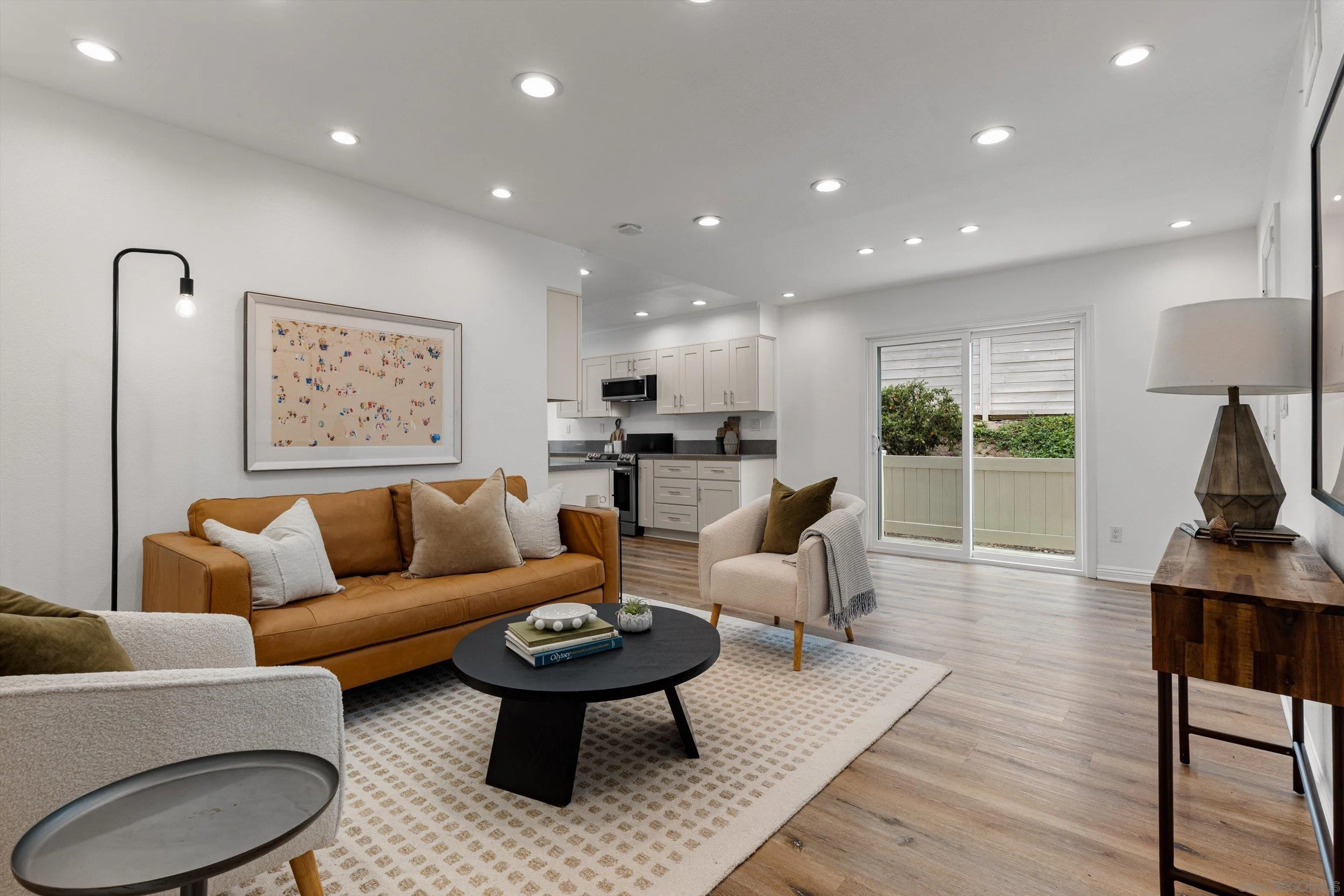https://cdn.realtyfeed.com/cdn/127/260009418/258e23474b6109a9d9d6aaf283c1ddb6.webp