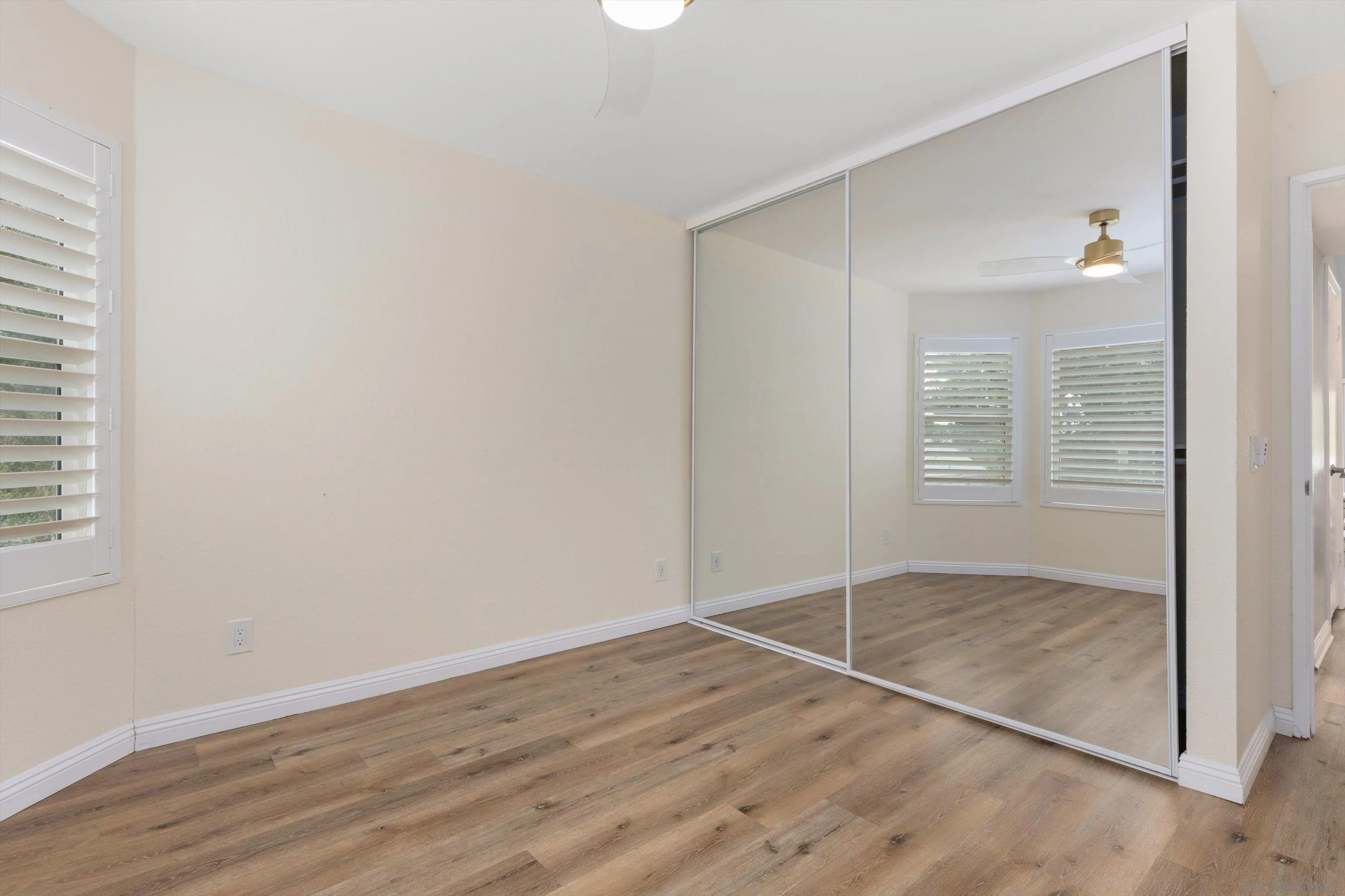 https://cdn.realtyfeed.com/cdn/127/260009418/c99fd9d7ec000933f943d730e62eed54.webp