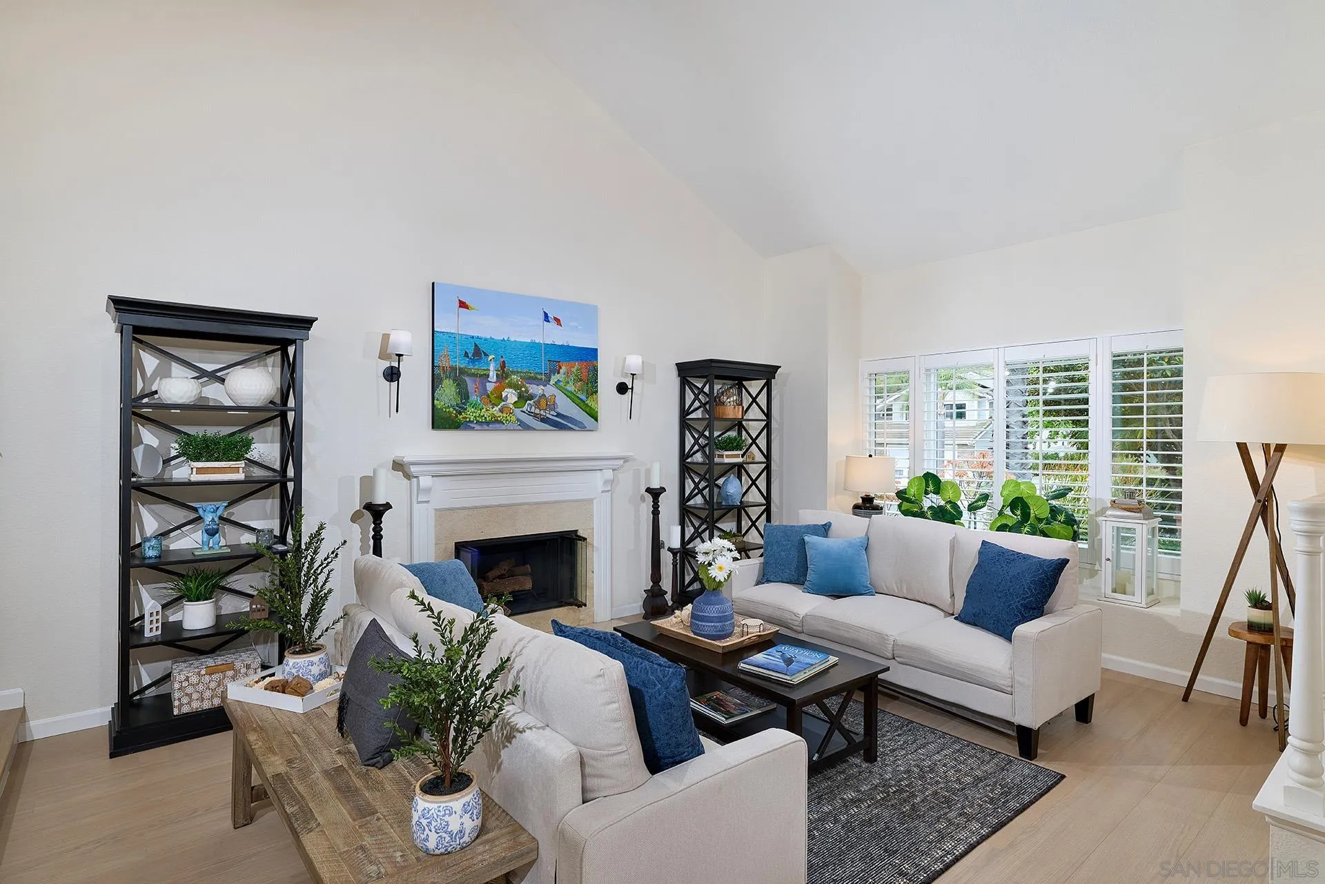 https://cdn.realtyfeed.com/cdn/127/260009422/1c1bebf5a79a37240299feed2887ef23.webp