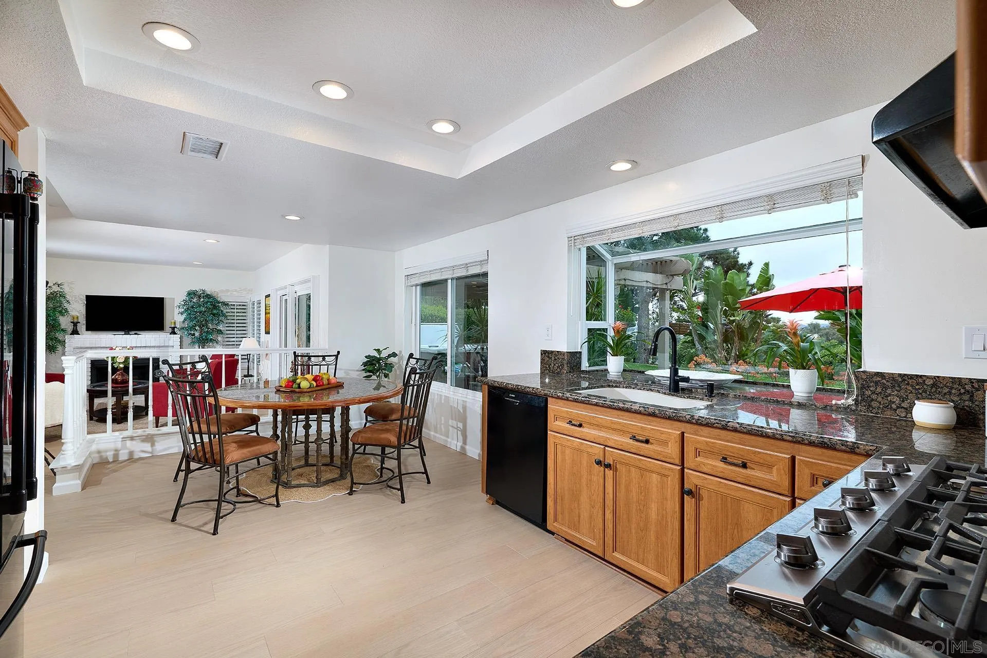 https://cdn.realtyfeed.com/cdn/127/260009422/7b3a20254943ff09355aa3b9a63fc7cf.webp
