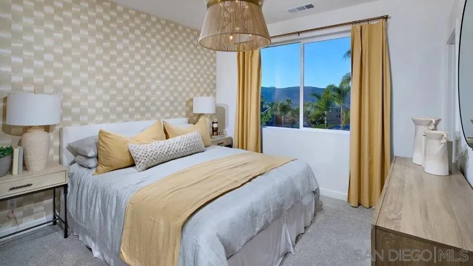 Photo #12: 260009429 Listing: Photo #12