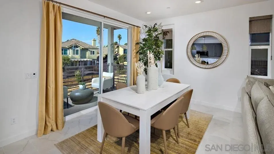 Photo #5: 260009429 Listing: Photo #5