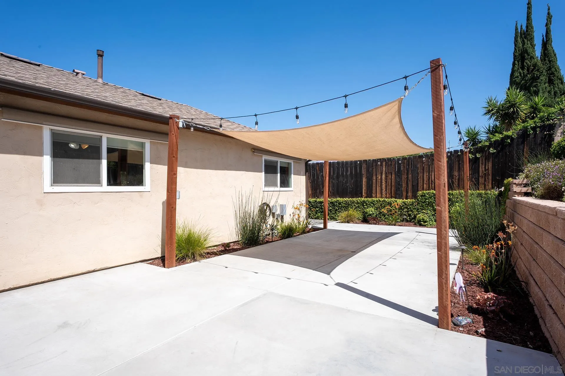 https://cdn.realtyfeed.com/cdn/127/260009435/6987143b3a7b157153c4d76c3e85e771.webp