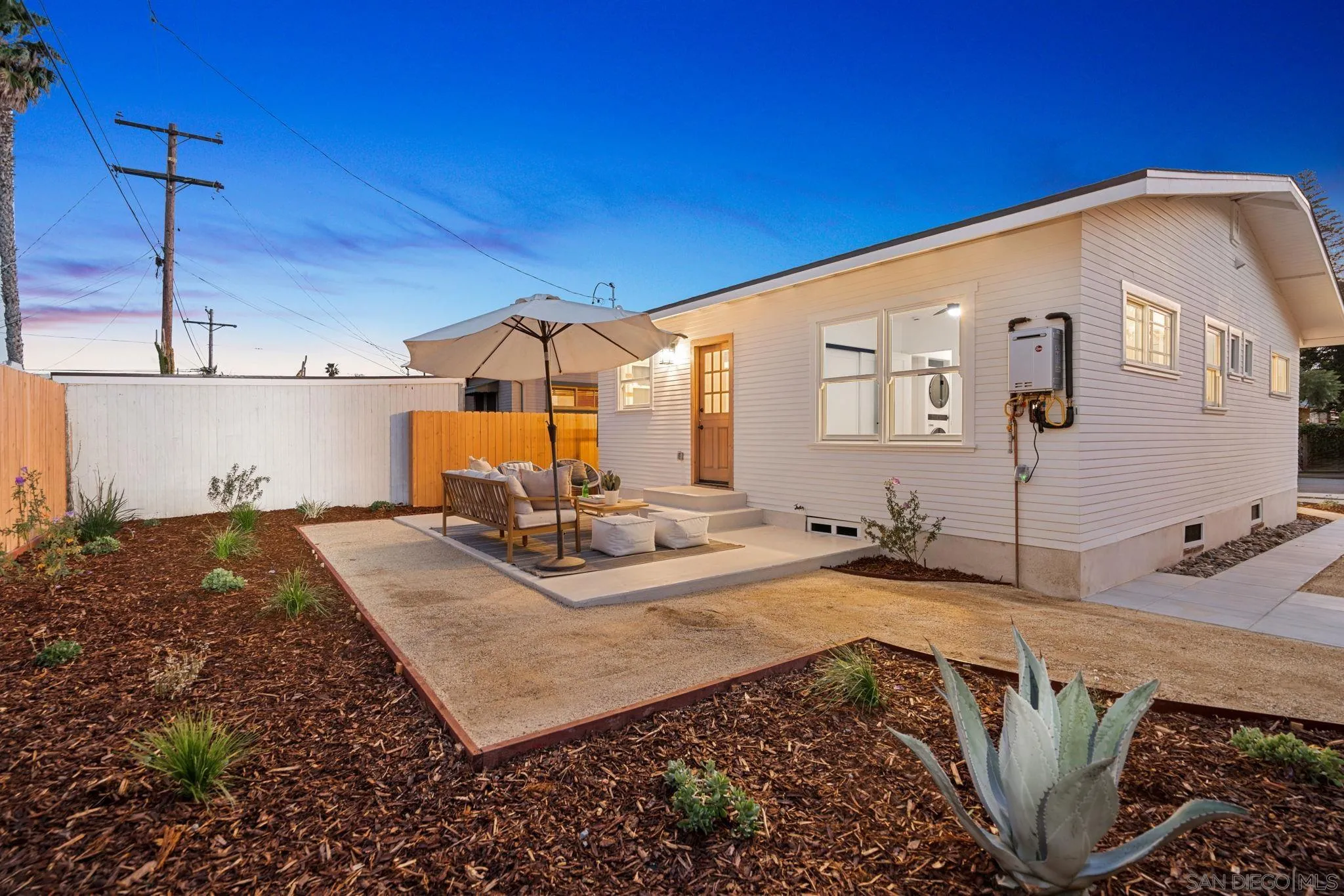 https://cdn.realtyfeed.com/cdn/127/260009436/972592124117b81371cbedf07d8080be.webp