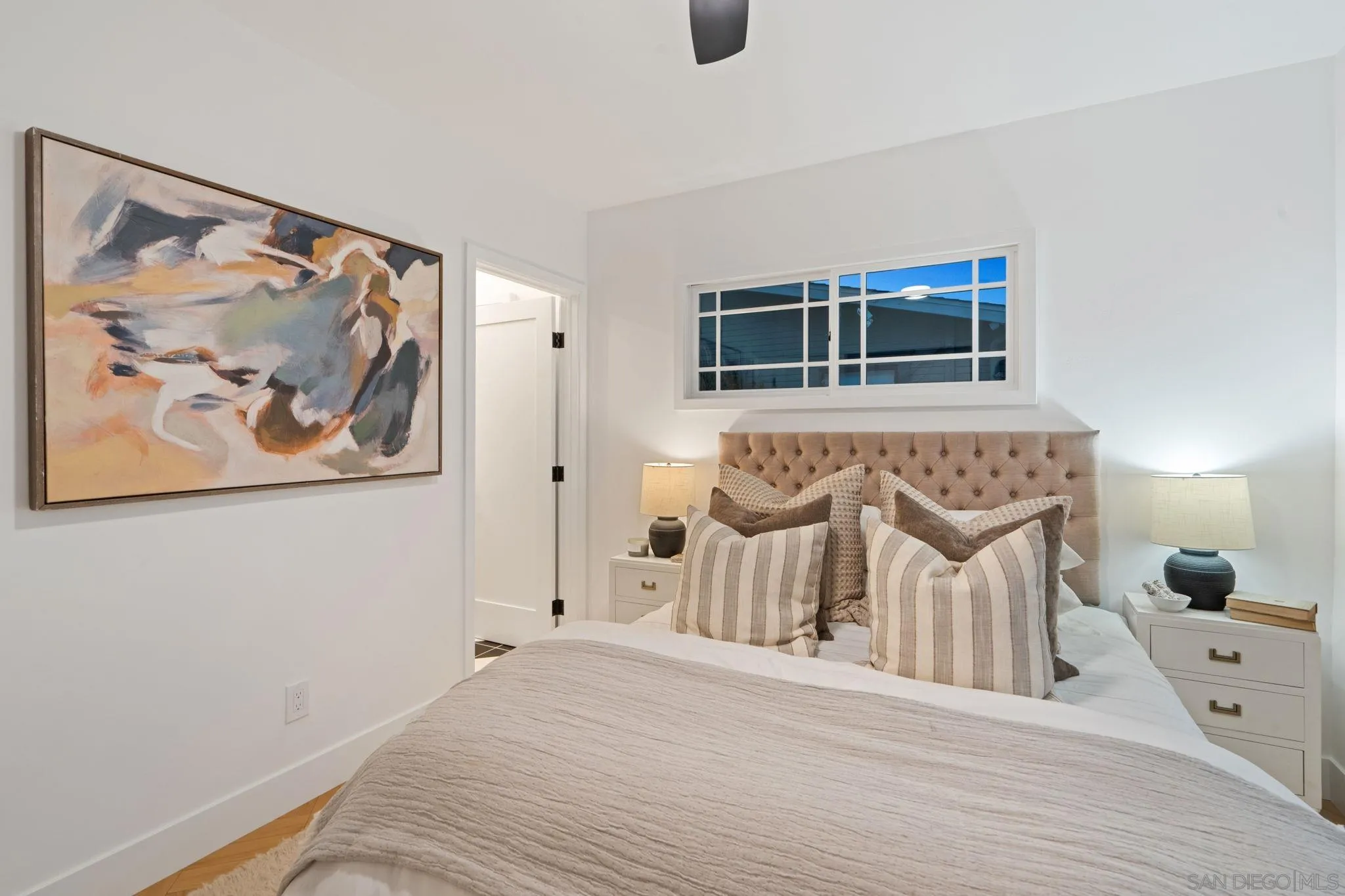 https://cdn.realtyfeed.com/cdn/127/260009436/fa2151c57faa5a023635c947cc6358d8.webp