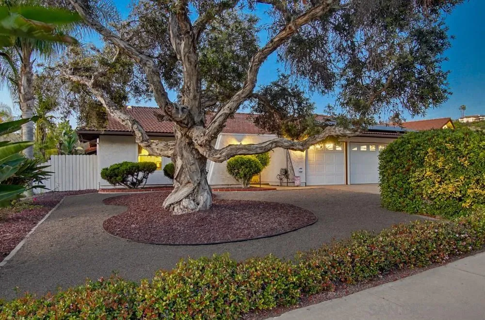 https://cdn.realtyfeed.com/cdn/127/260009446/66b18efc68afd5ac0598cb6ea0c6c498.webp