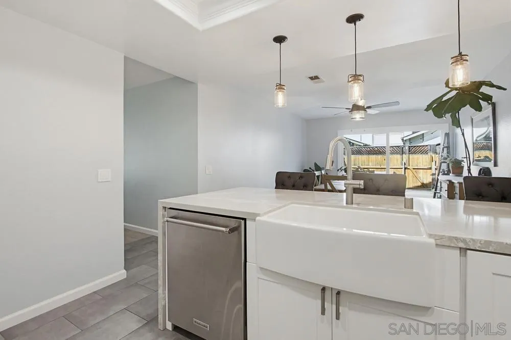 Photo #11: 260009447 Listing: Photo #11