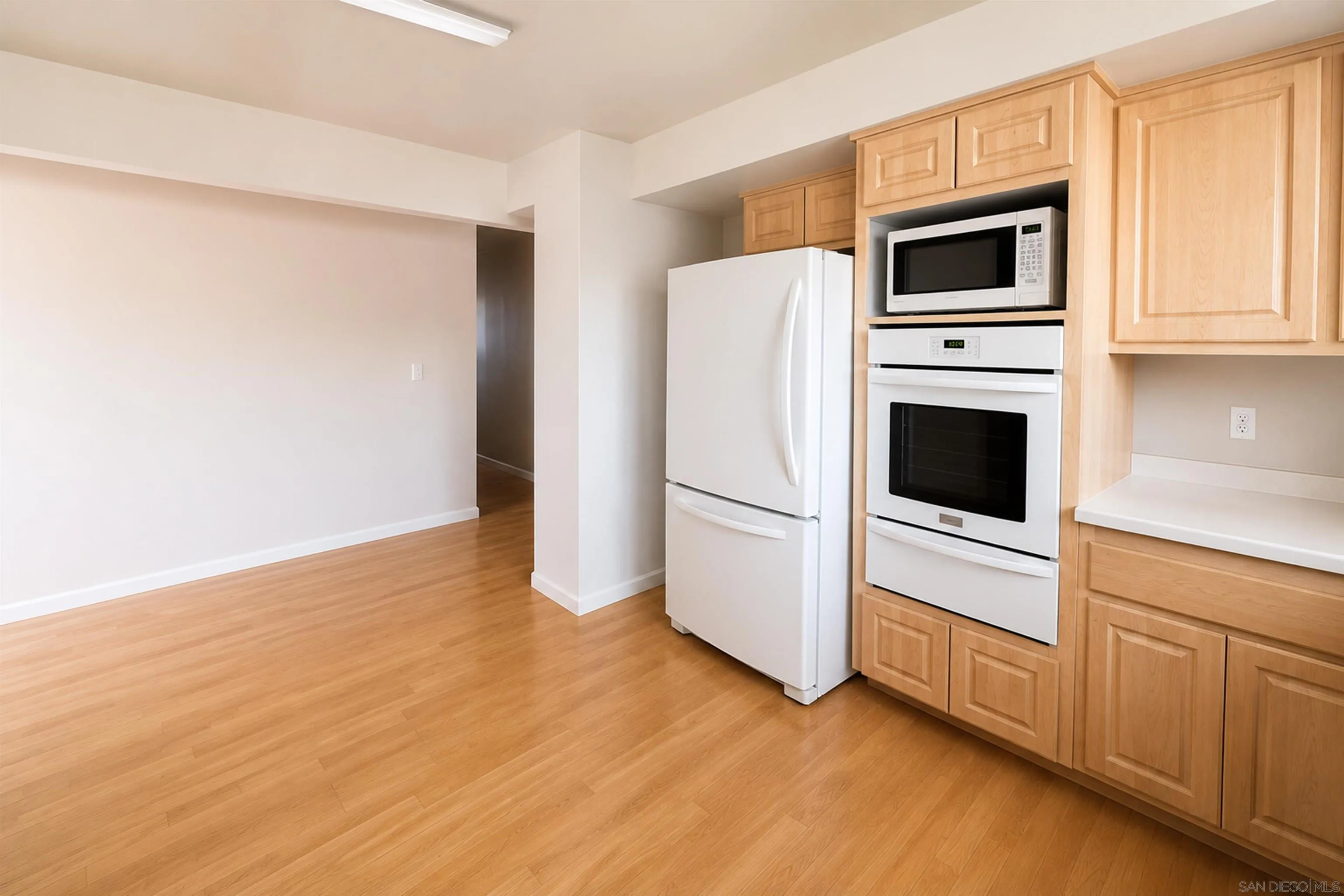 https://cdn.realtyfeed.com/cdn/127/260009452/9cccb0e6a46f996fb0449e1746e4768e.webp