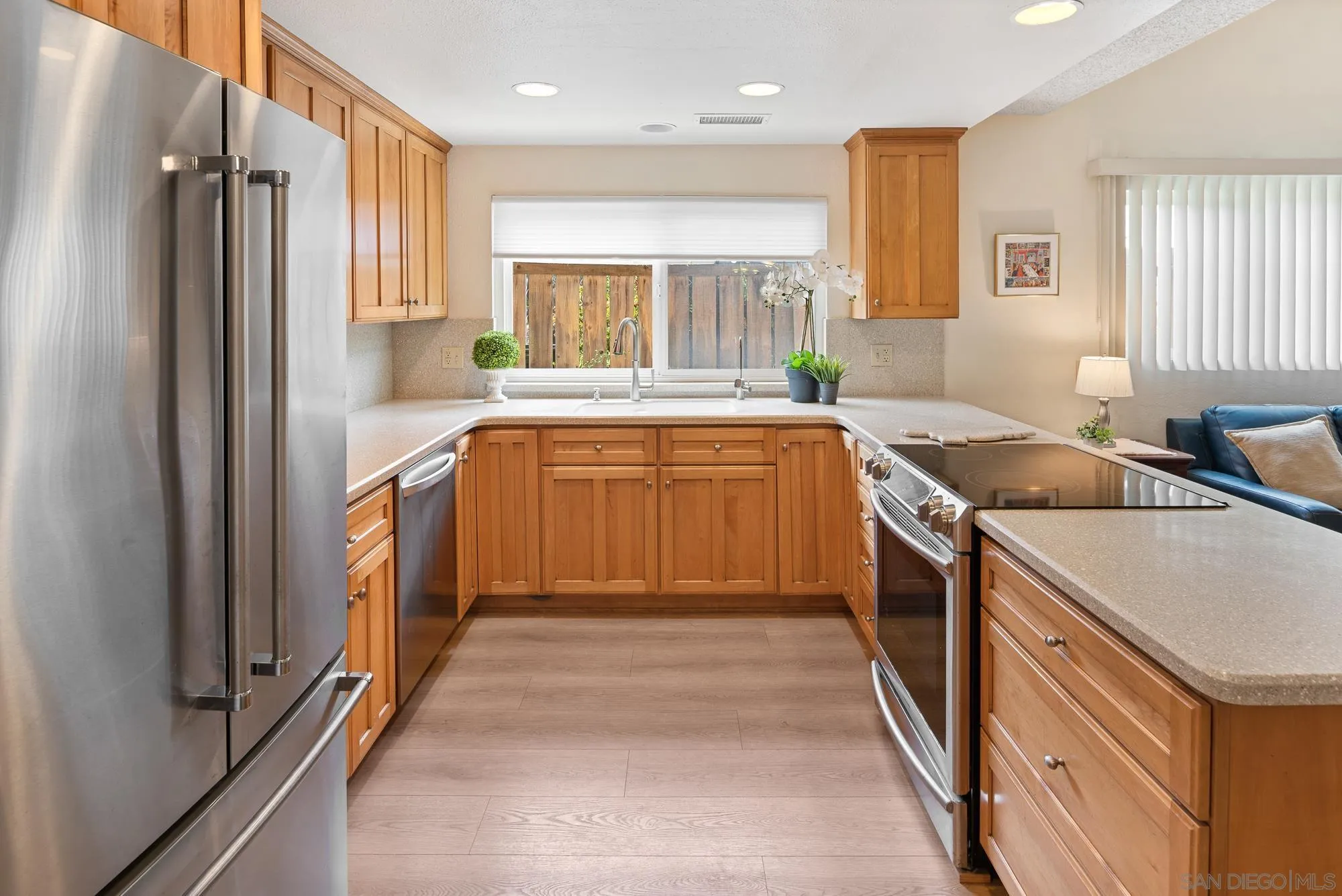 https://cdn.realtyfeed.com/cdn/127/260009454/72558a2551c4c0e024df39aa8a23d9cf.webp
