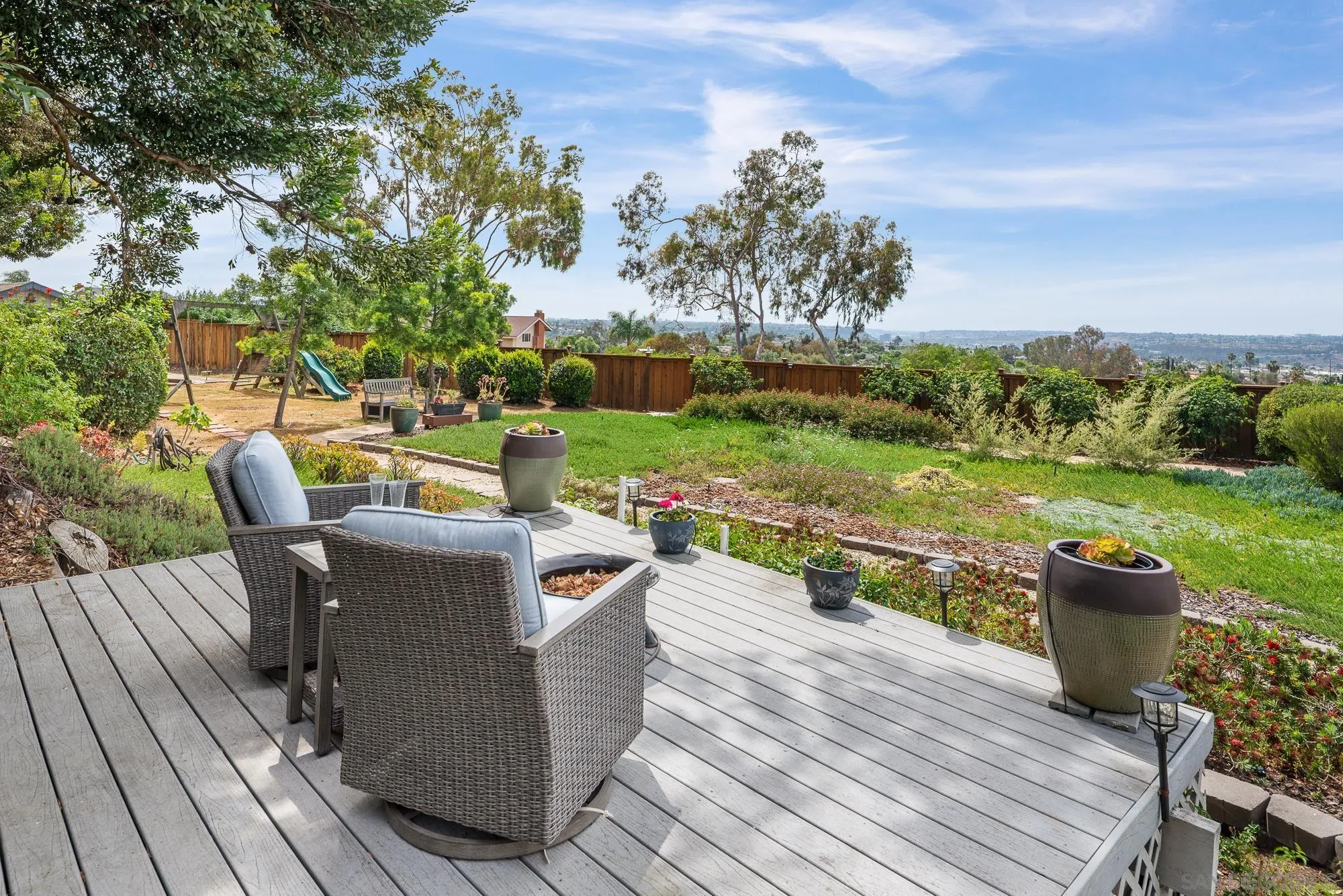 https://cdn.realtyfeed.com/cdn/127/260009454/f4179f529ef7e1e3d68331ec0a7b2f39.webp