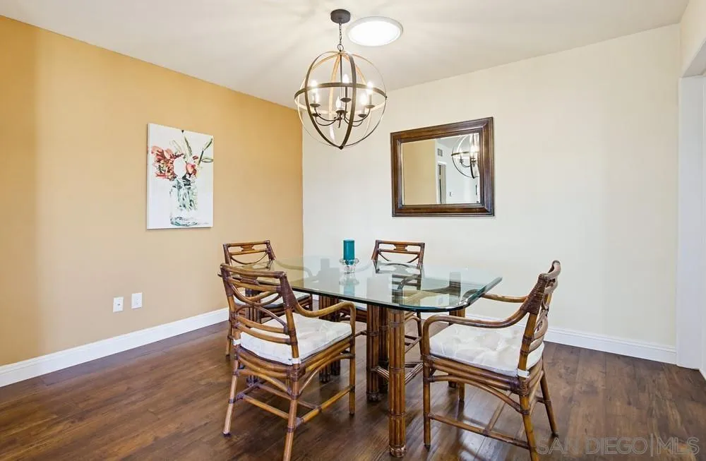 Photo #8: 260009455 Listing: Photo #8