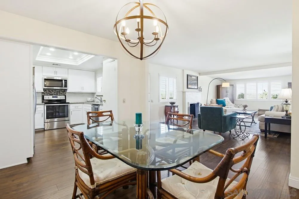 Photo #9: 260009455 Listing: Photo #9