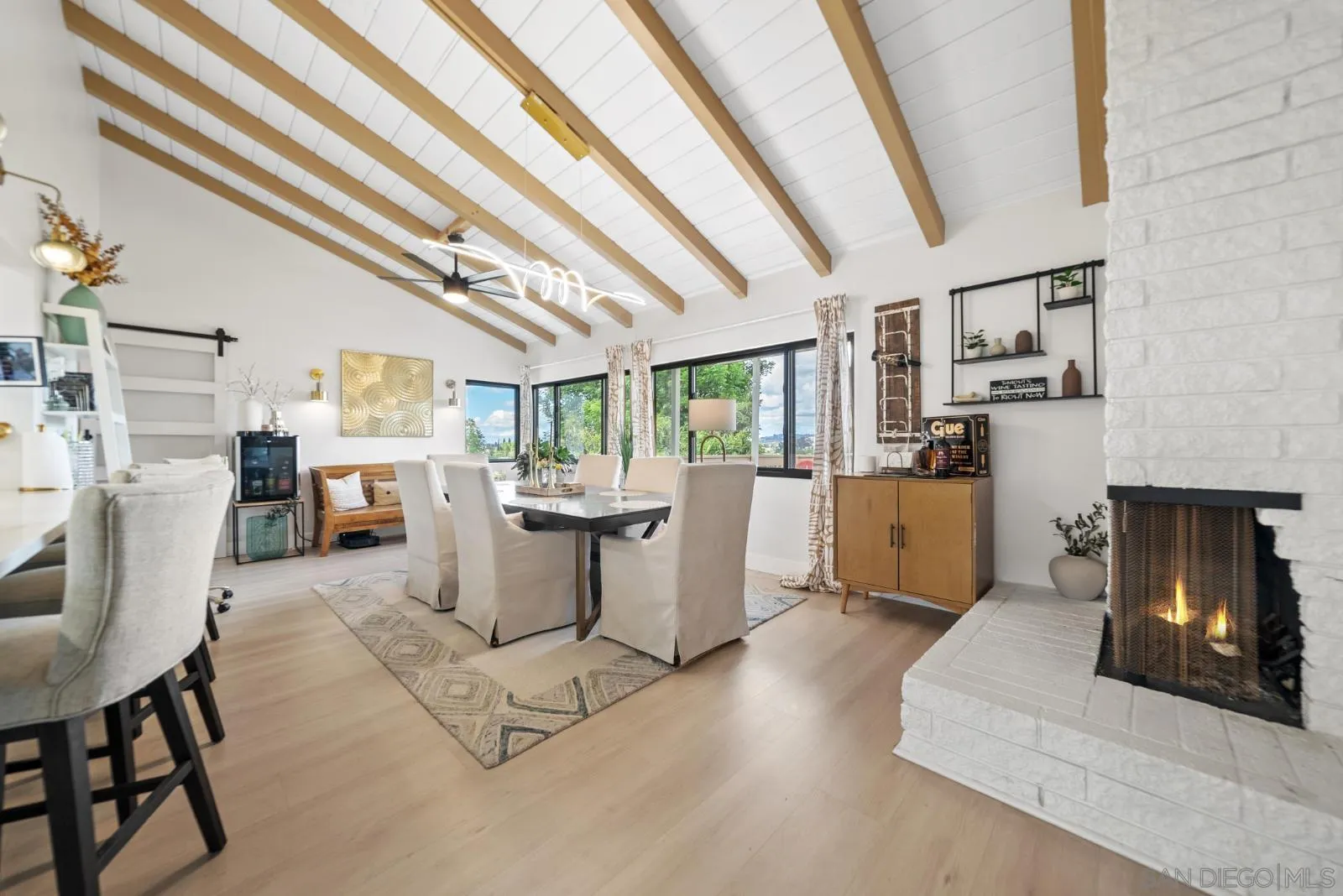 https://cdn.realtyfeed.com/cdn/127/260009457/23c3275d7514918c815ebef833cfdfe8.webp
