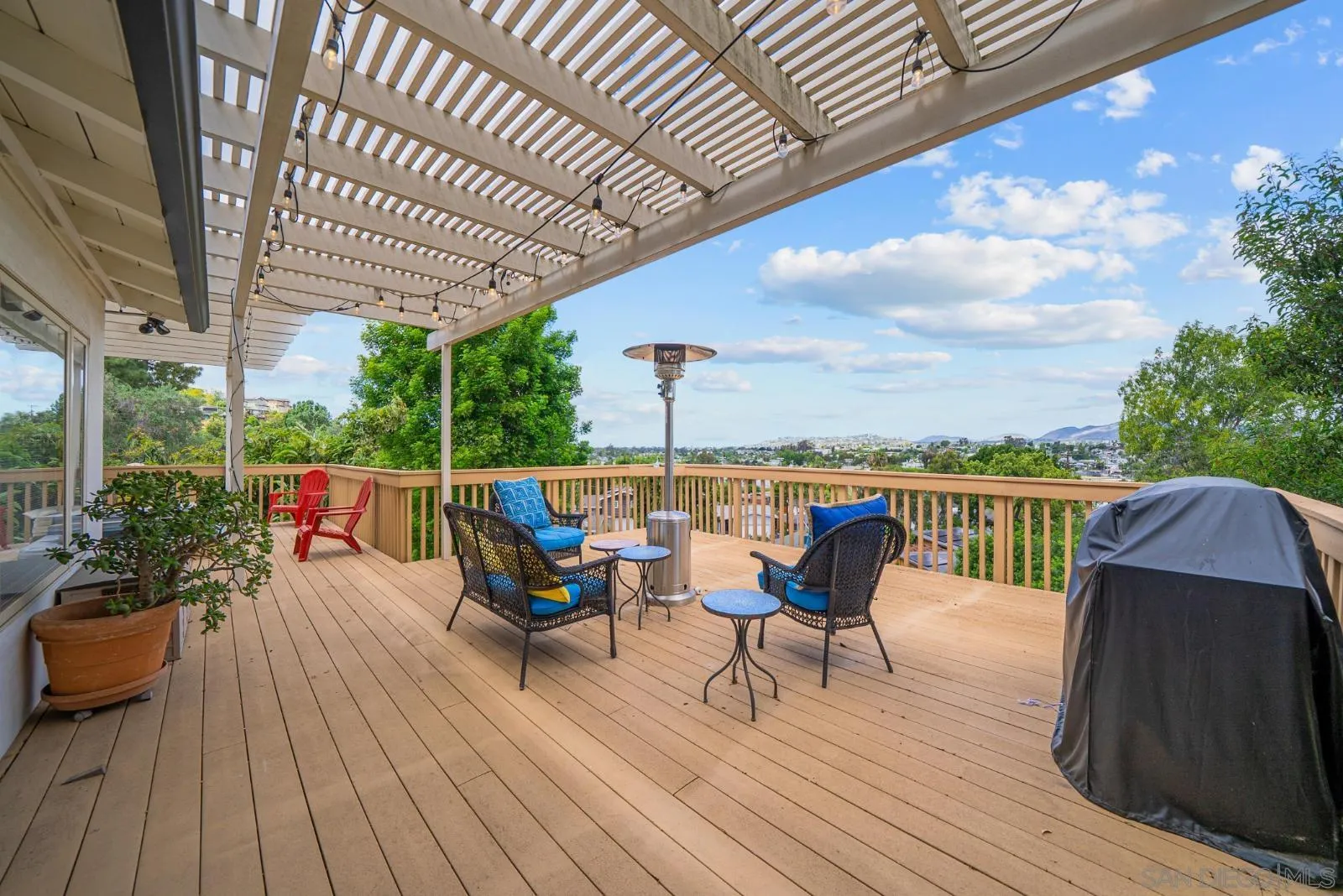 https://cdn.realtyfeed.com/cdn/127/260009457/5cf14021867d0ade14a6fc73973faf67.webp