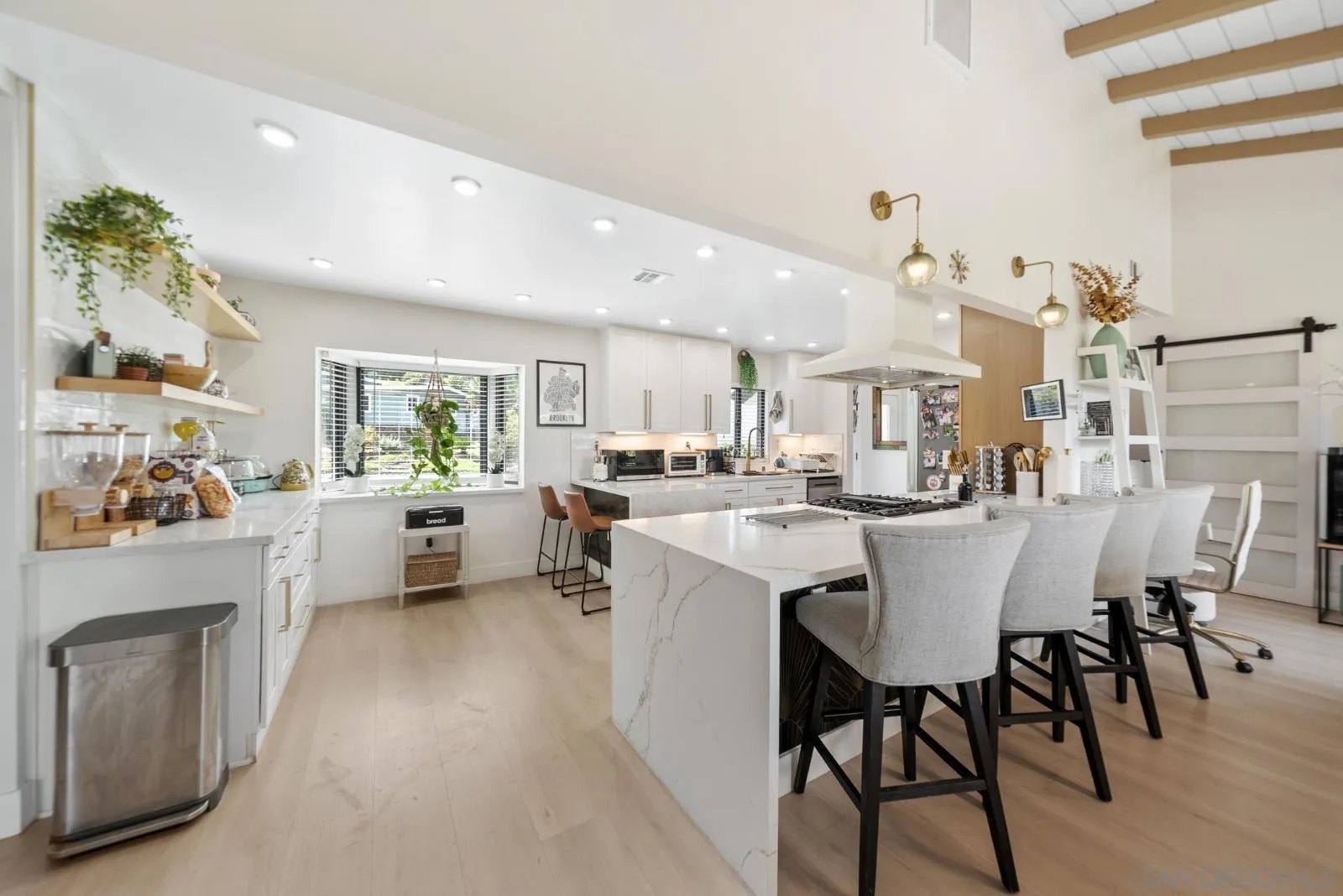 https://cdn.realtyfeed.com/cdn/127/260009457/b31cb30c9b63d131c069d0d21d8796ef.webp