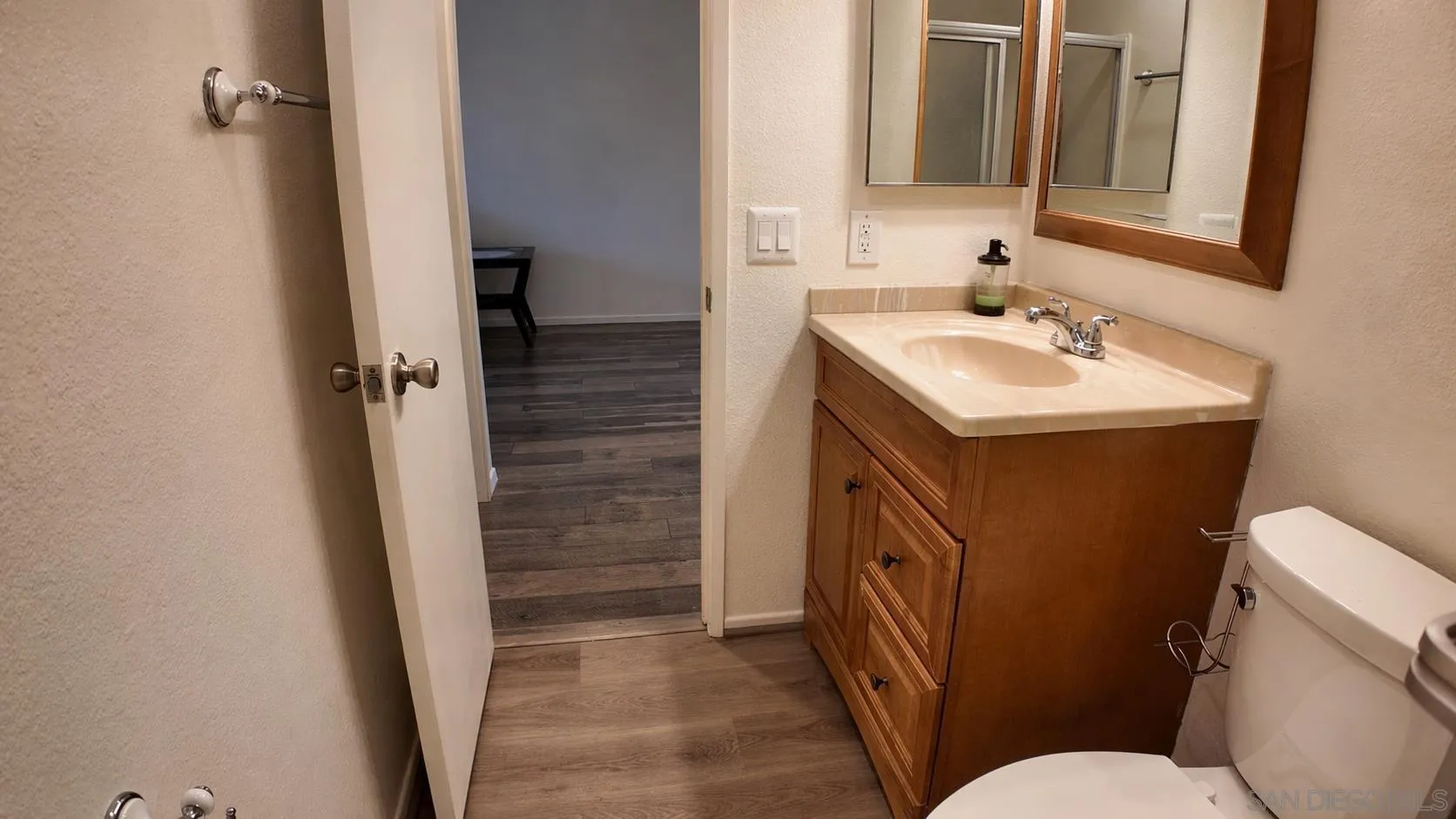 https://cdn.realtyfeed.com/cdn/127/260009460/053a54fbe6065a28a89526732705a99e.webp