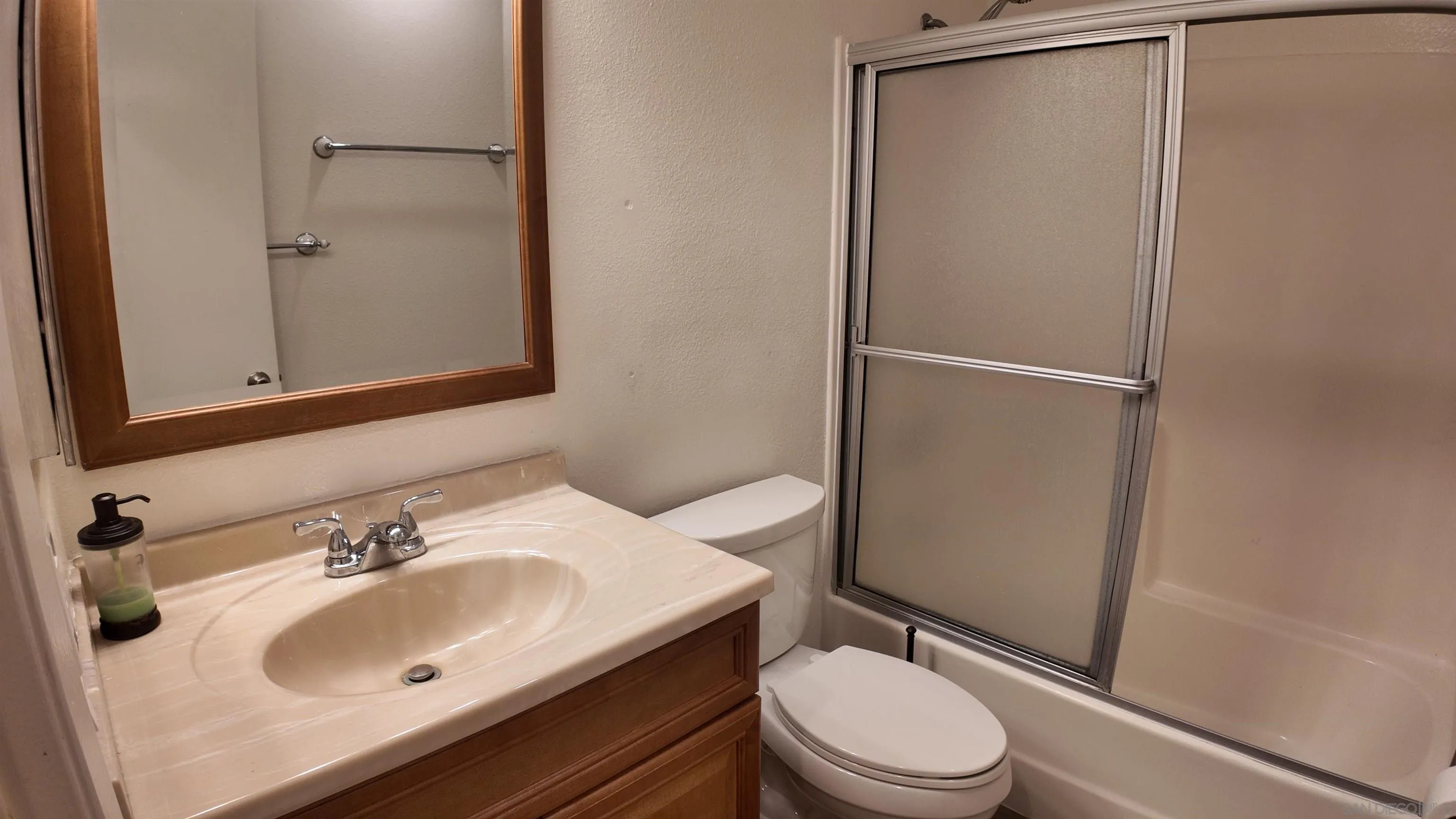 Photo #24: 260009460 Listing: Photo #24