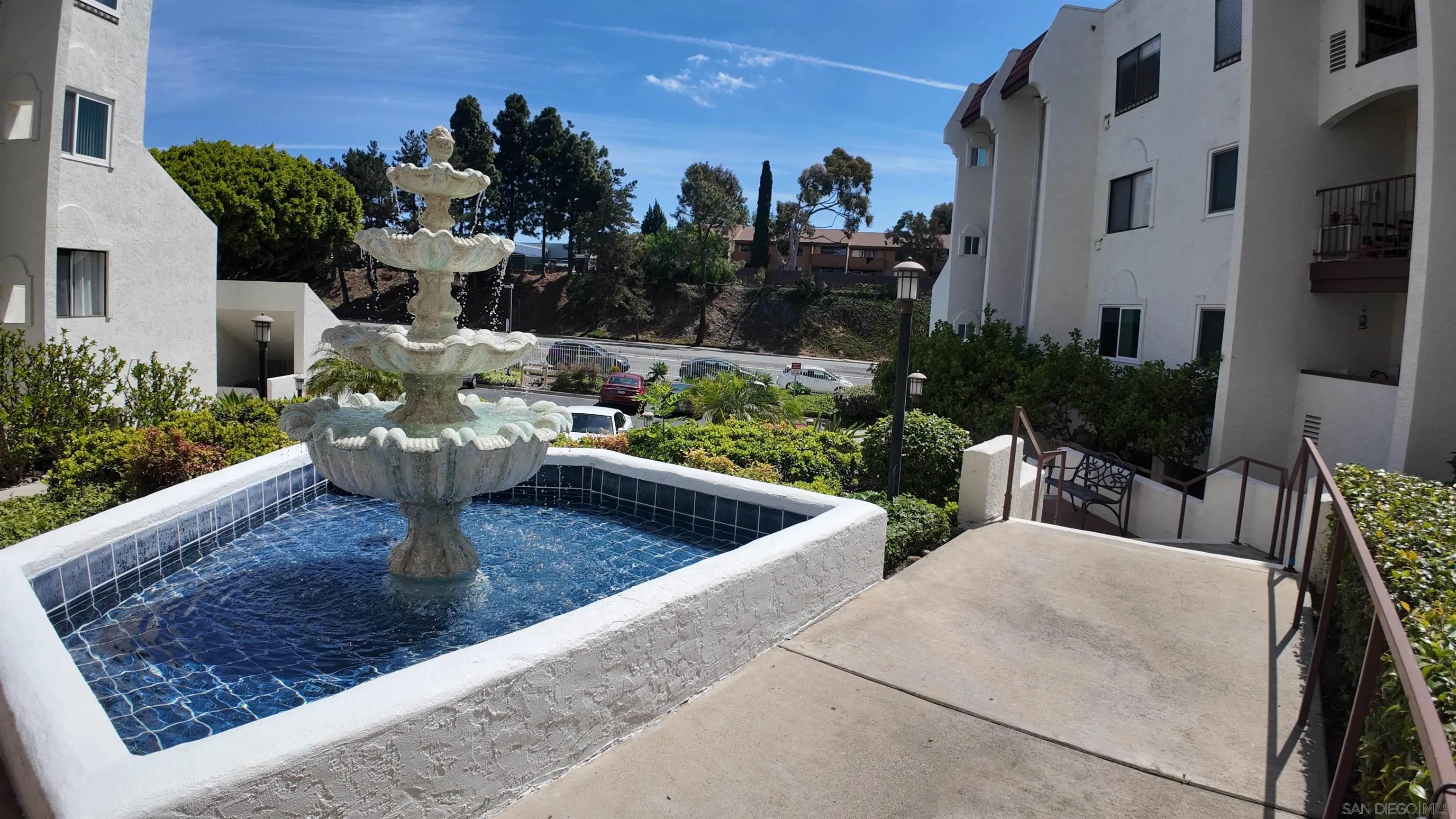 https://cdn.realtyfeed.com/cdn/127/260009460/1cf7bcf45056254937e1c9d8875c200a.webp