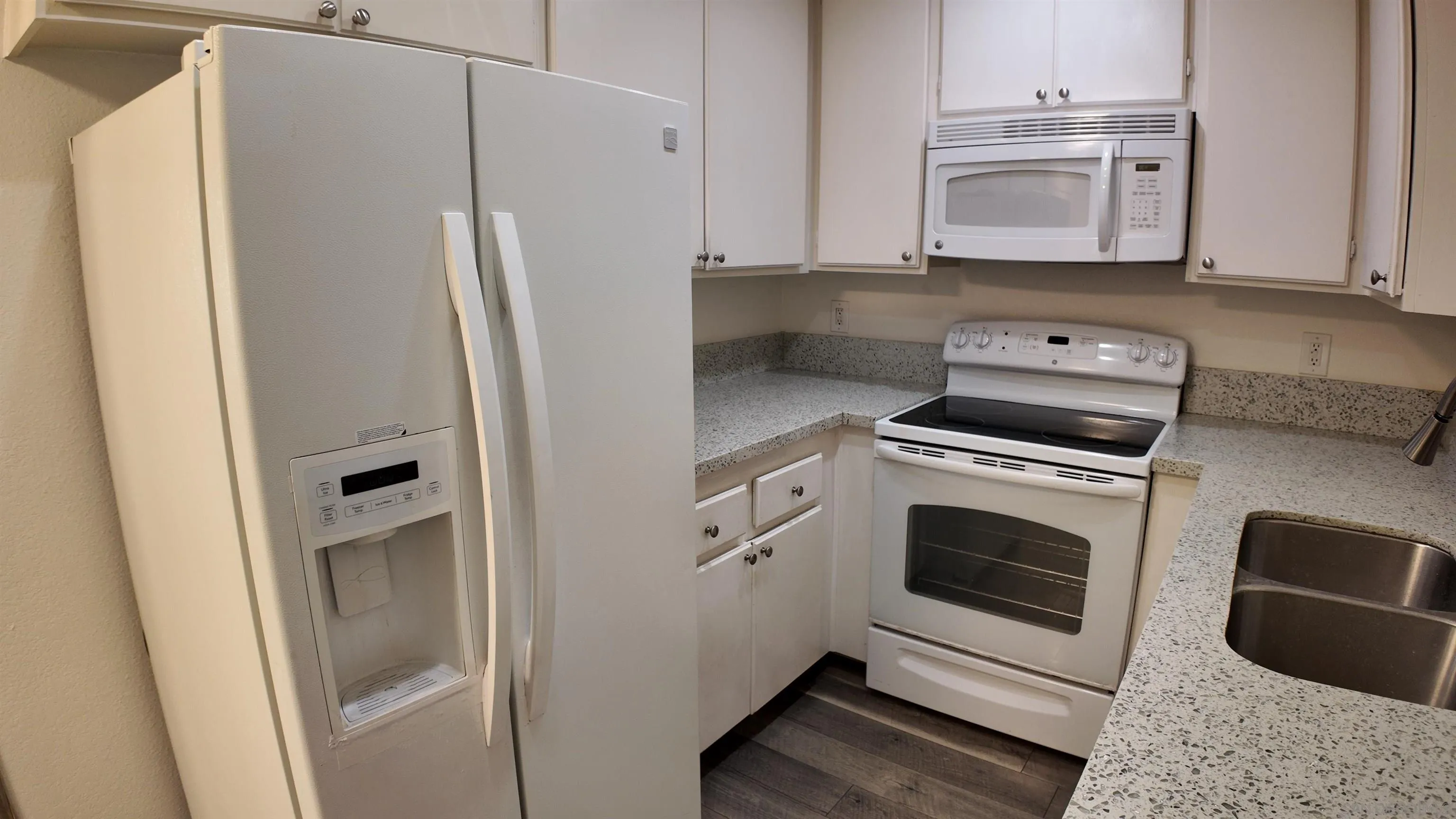 https://cdn.realtyfeed.com/cdn/127/260009460/7a5da3940cc27dc9c3ac6a9e835db0d6.webp