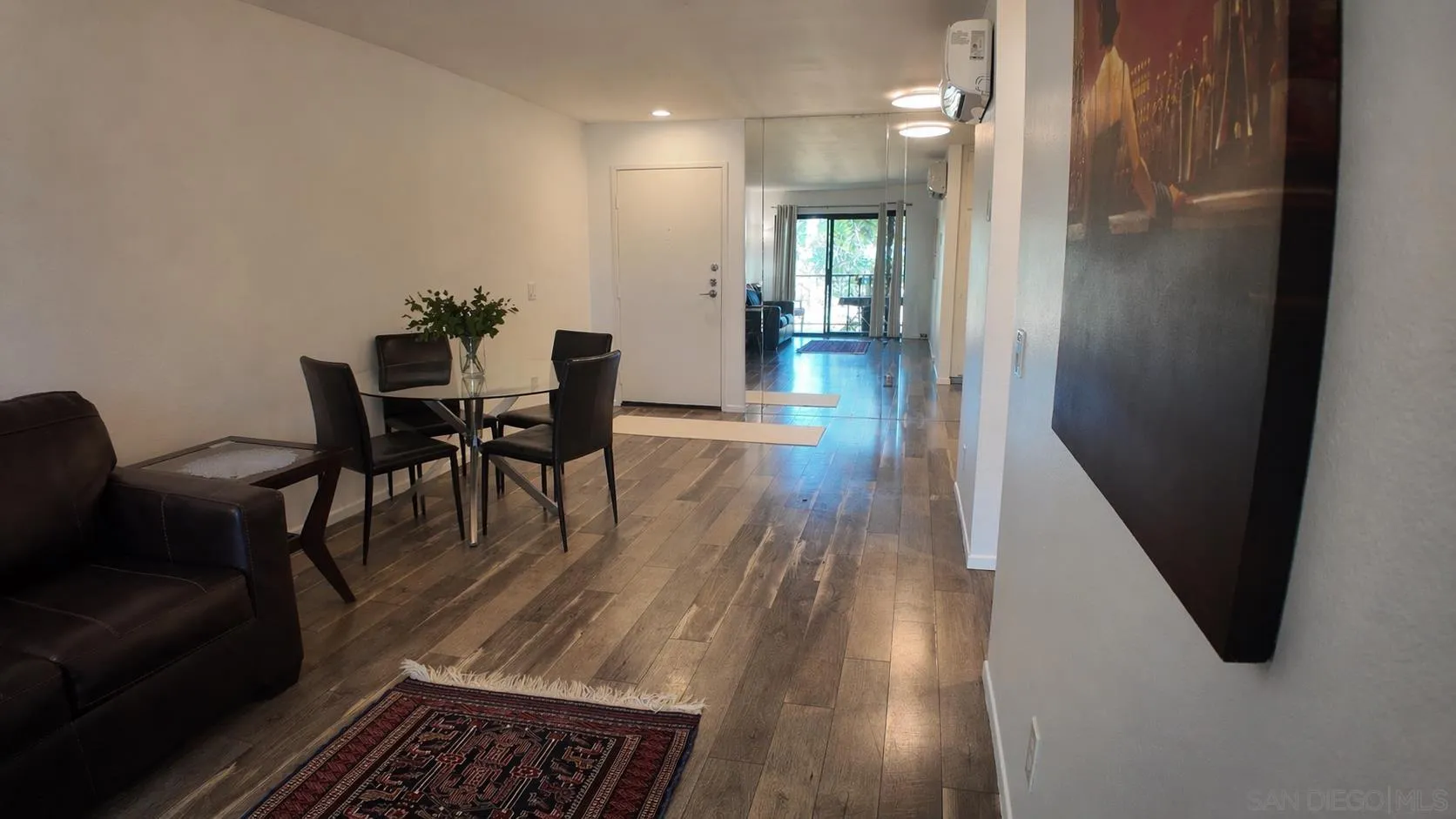 https://cdn.realtyfeed.com/cdn/127/260009460/7b85c642ef93e1d6e7ca3053360edfb1.webp