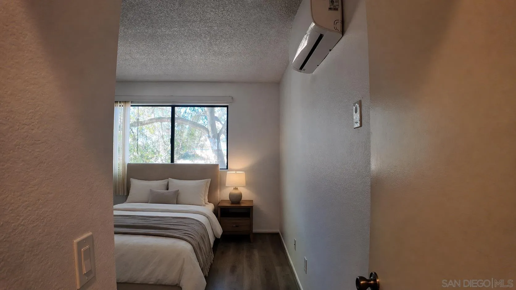 https://cdn.realtyfeed.com/cdn/127/260009460/b41c13797c8f93b17fc8de8b1ea3b86c.webp