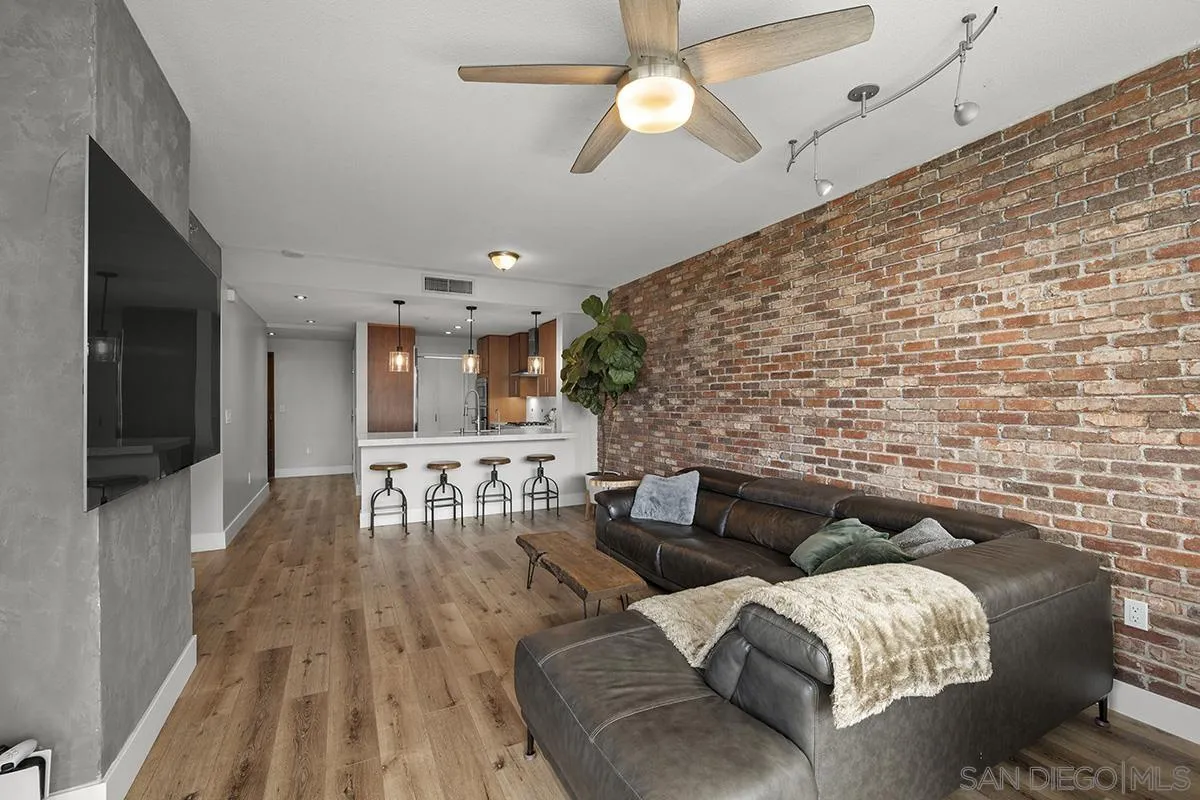 Photo #15: 260009463 Listing: Photo #15