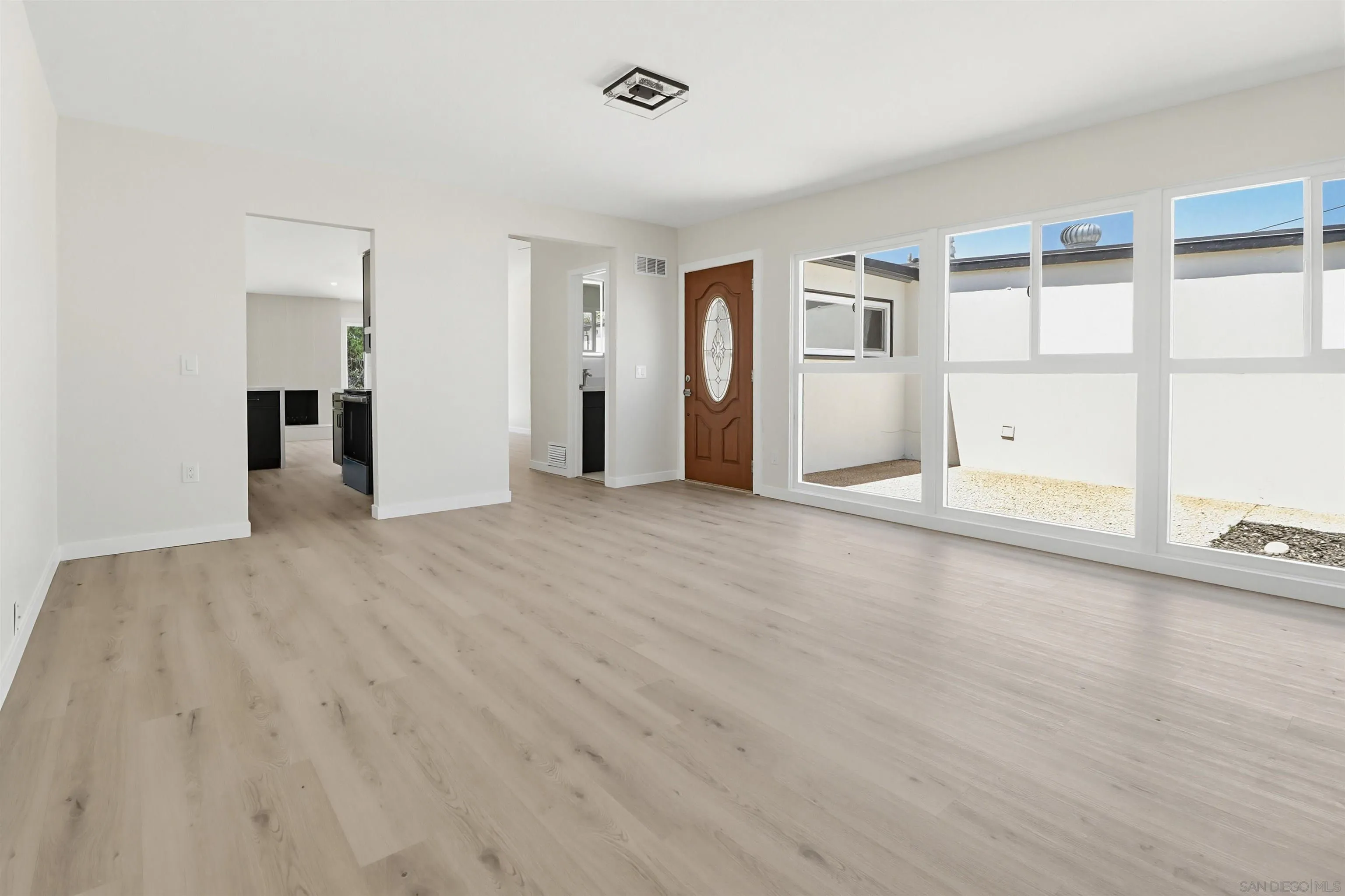 https://cdn.realtyfeed.com/cdn/127/260009470/98951611fa66d252f750bd45a23b4be3.webp