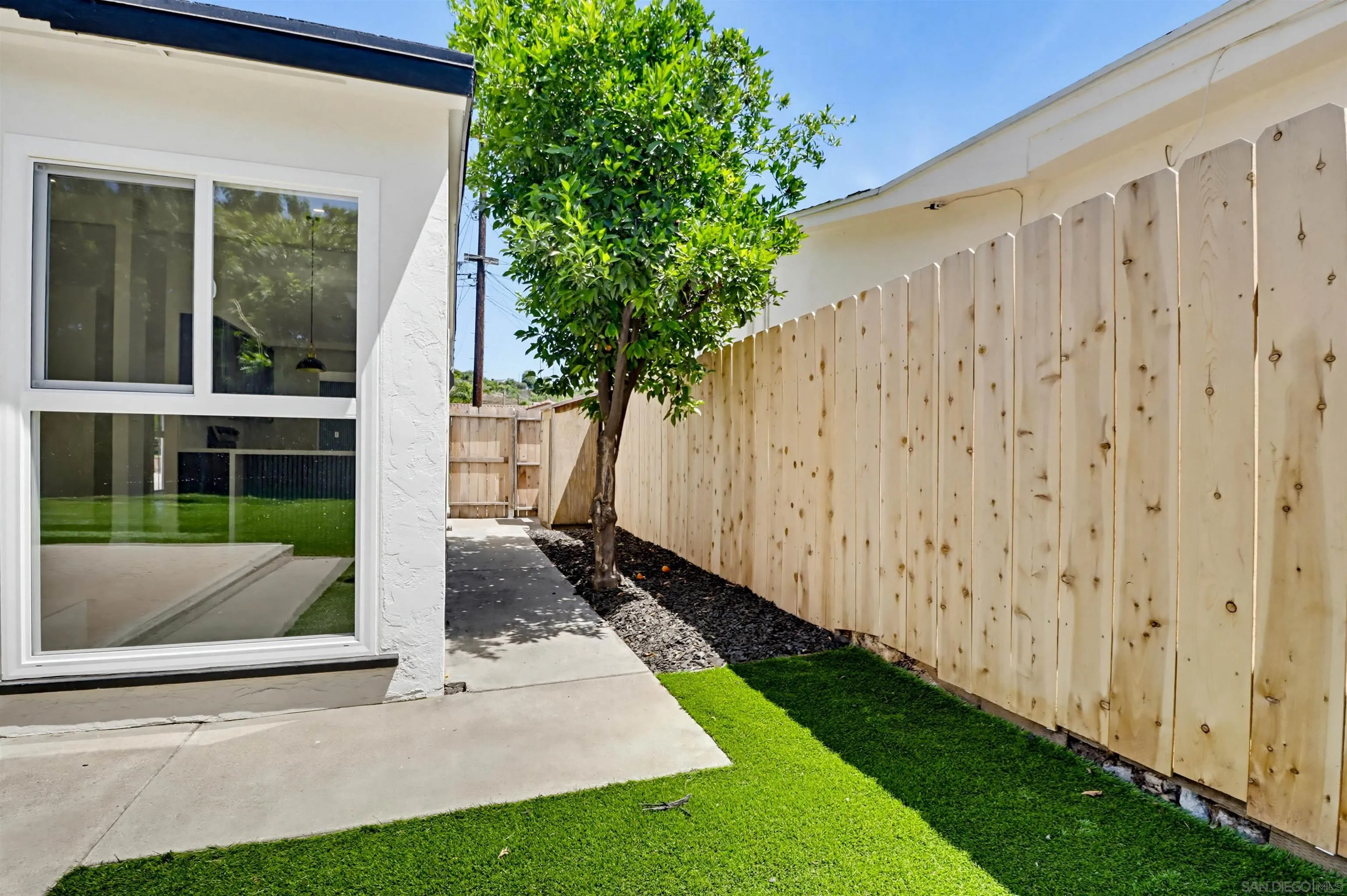 https://cdn.realtyfeed.com/cdn/127/260009470/a341b2c08e776fd662858389d5ea34a4.webp