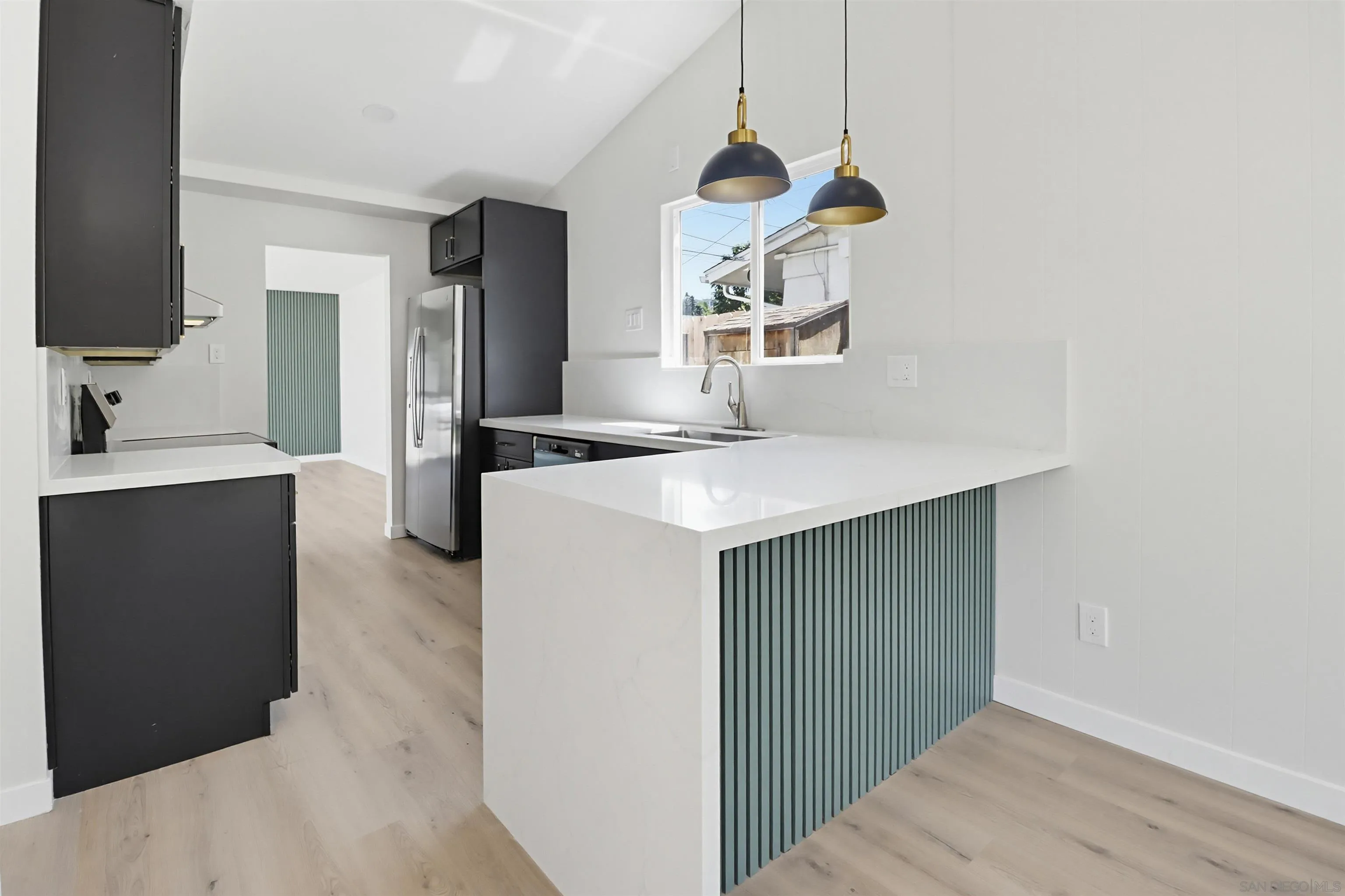 https://cdn.realtyfeed.com/cdn/127/260009470/ba800161ac86ee8c859b78f7e5101cd9.webp