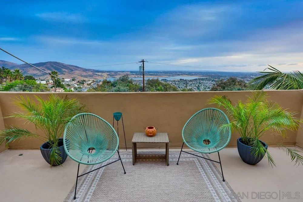 https://cdn.realtyfeed.com/cdn/127/260009471/4090c3205ee0b6e3cc86991e181bc71d.webp