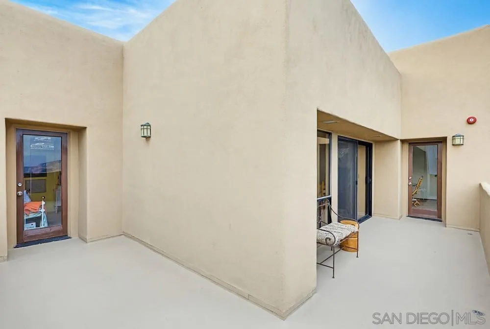 https://cdn.realtyfeed.com/cdn/127/260009471/ca9579996789c6164d8b82c15ebd5b7b.webp