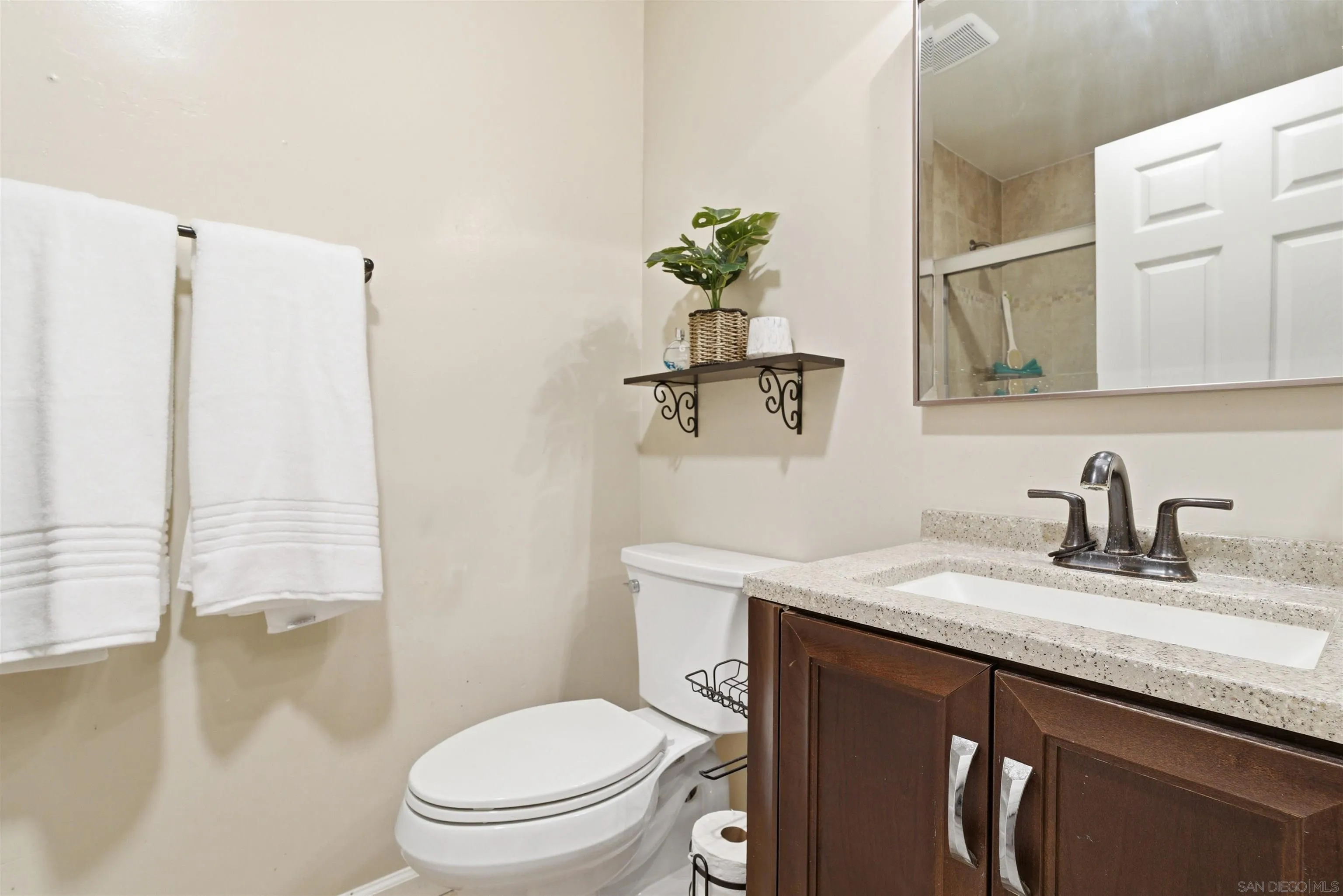 Photo #16: 260009473 Listing: Photo #16