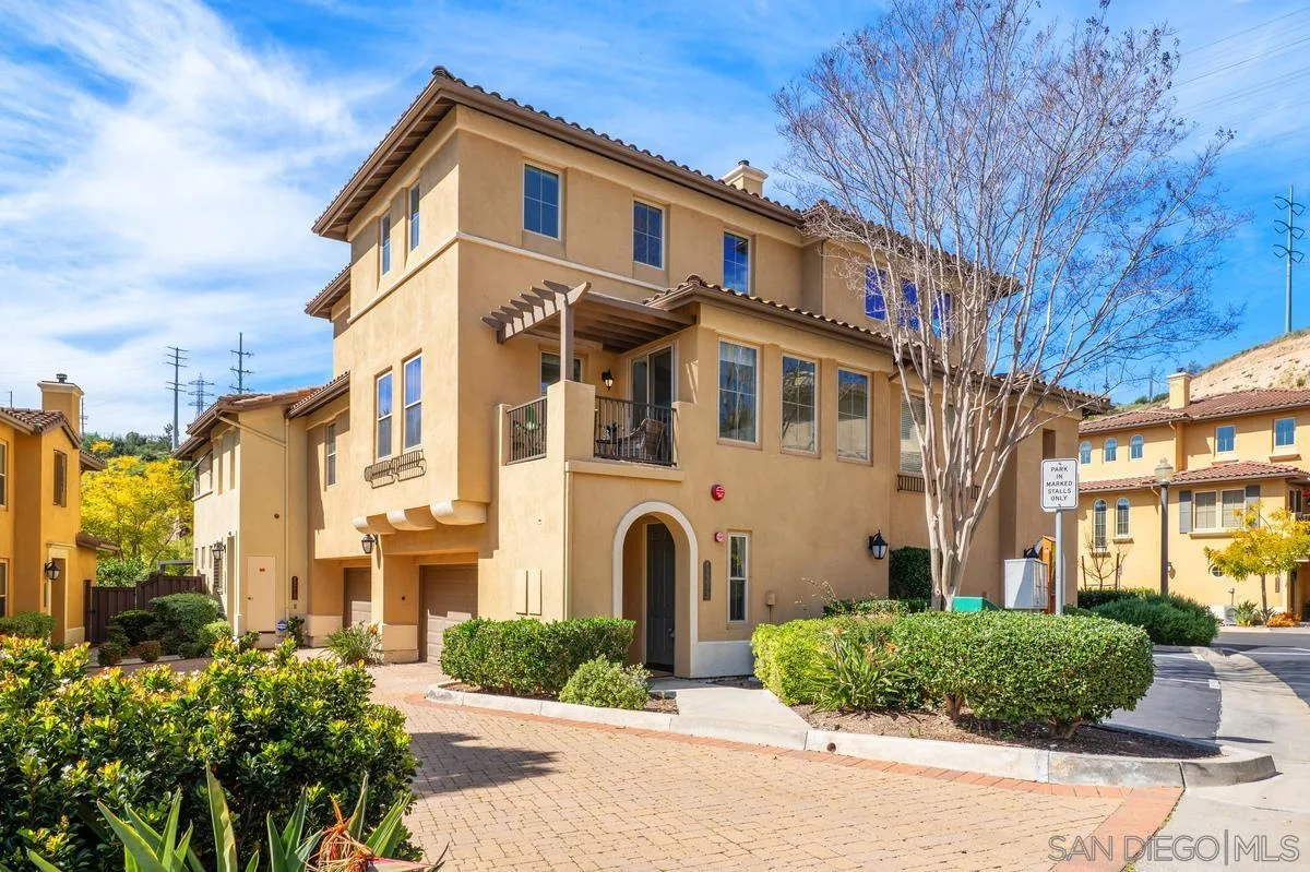 https://cdn.realtyfeed.com/cdn/127/260009474/11b96b0b84c9511eb9569589184213bc.webp