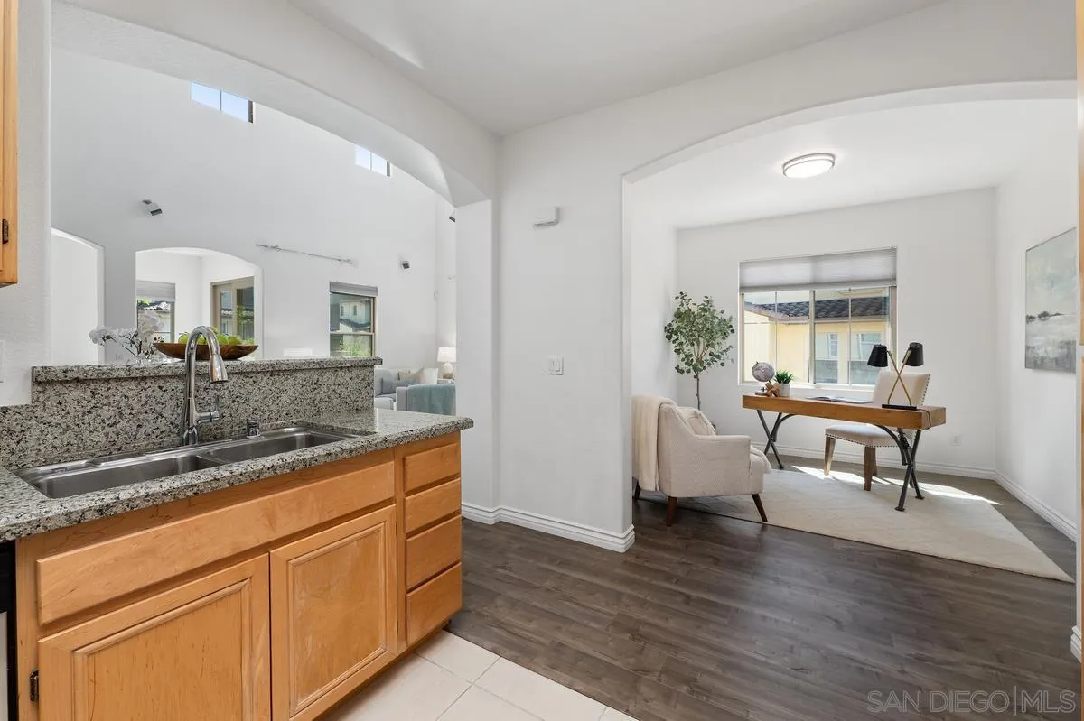 https://cdn.realtyfeed.com/cdn/127/260009474/9f94273fabc6b53e23fd8bfec70f8109.webp