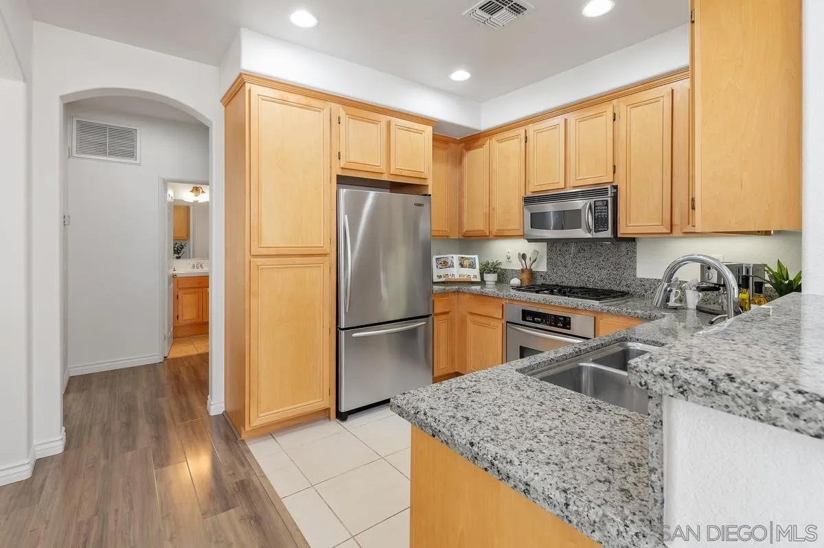 https://cdn.realtyfeed.com/cdn/127/260009474/def167a02714e6449379d917c26223fa.webp
