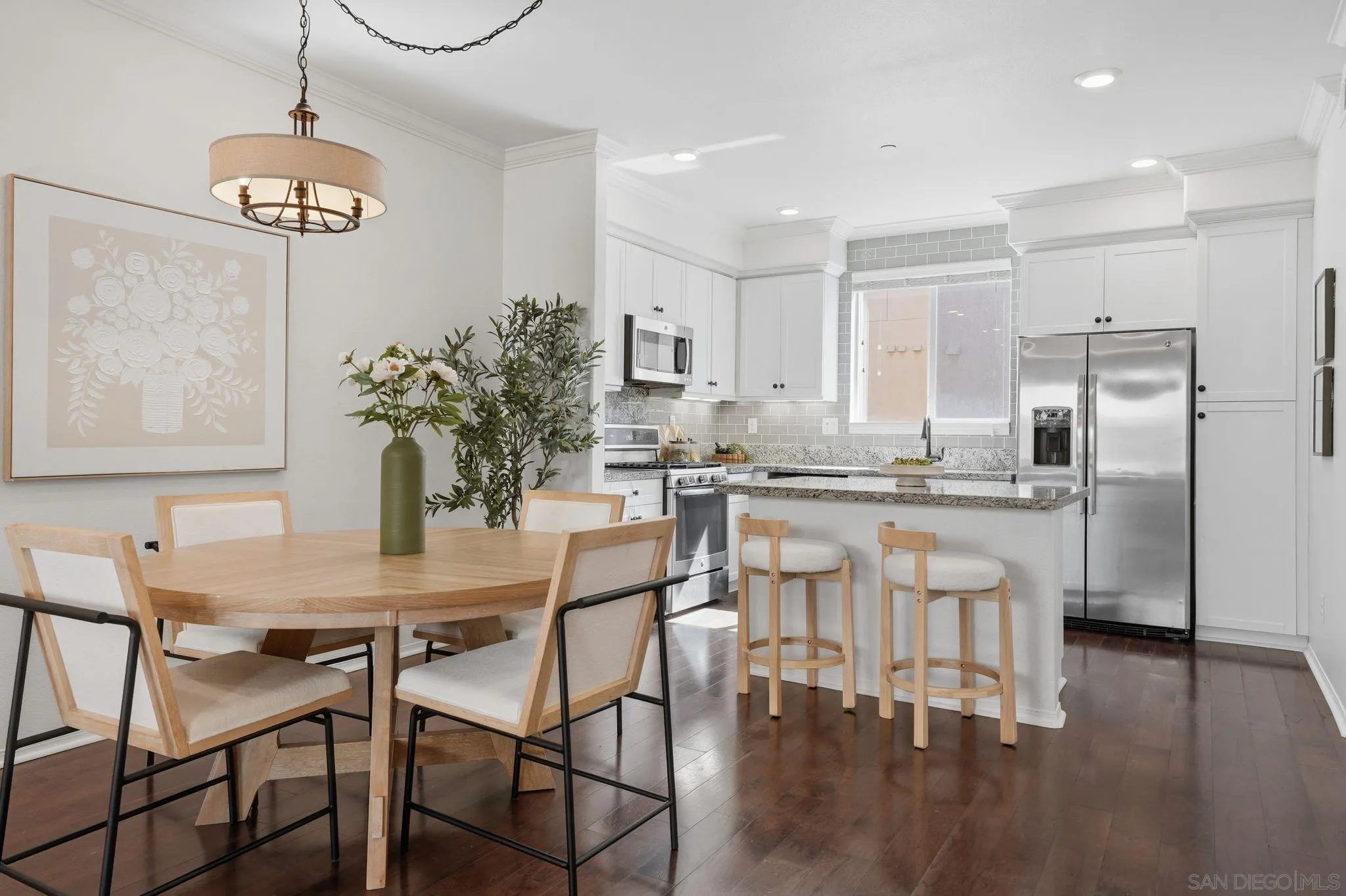 Photo #7: 260009477 Listing: Photo #7