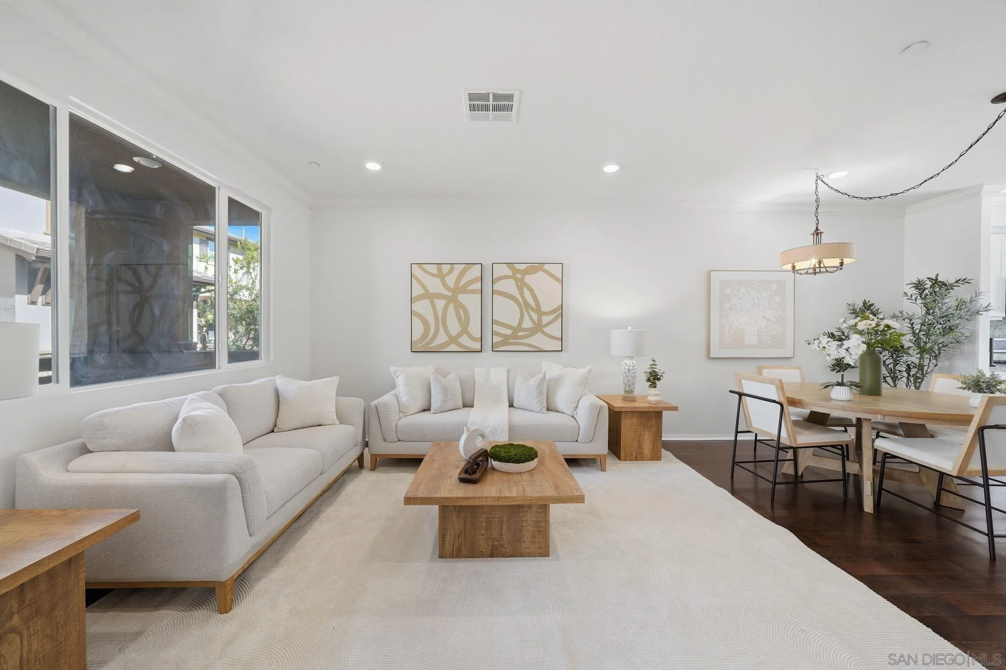 Photo #10: 260009477 Listing: Photo #10