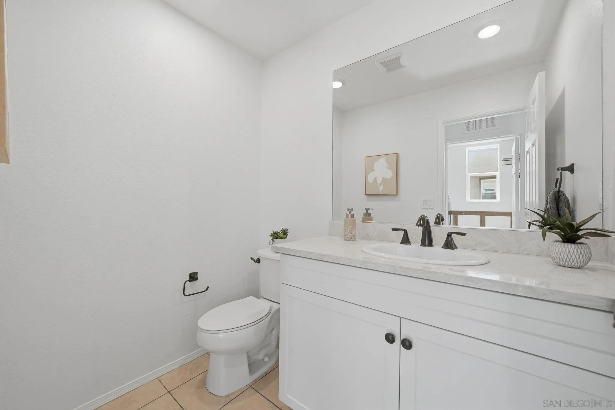 Photo #16: 260009477 Listing: Photo #16