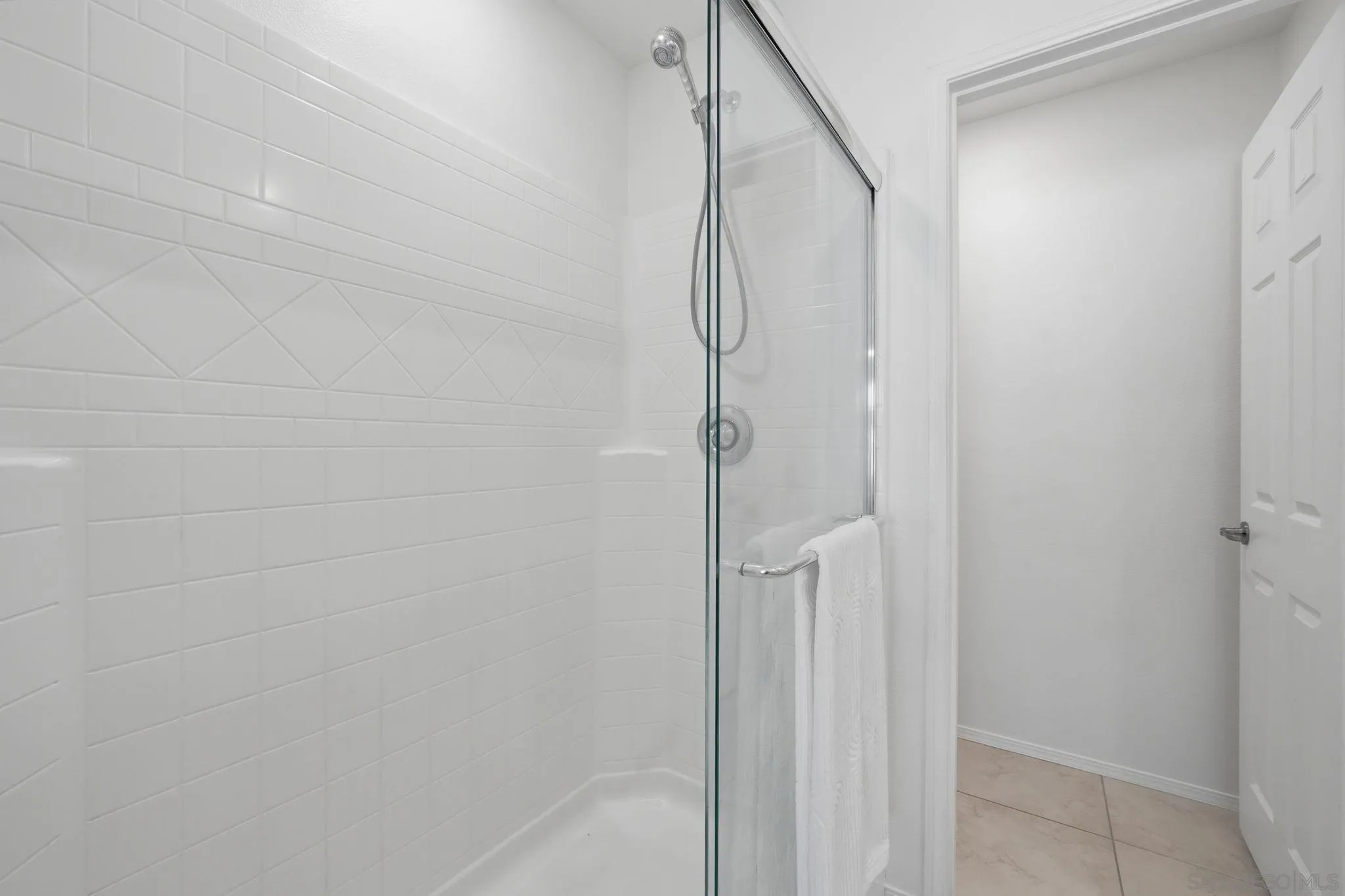 Photo #25: 260009477 Listing: Photo #25