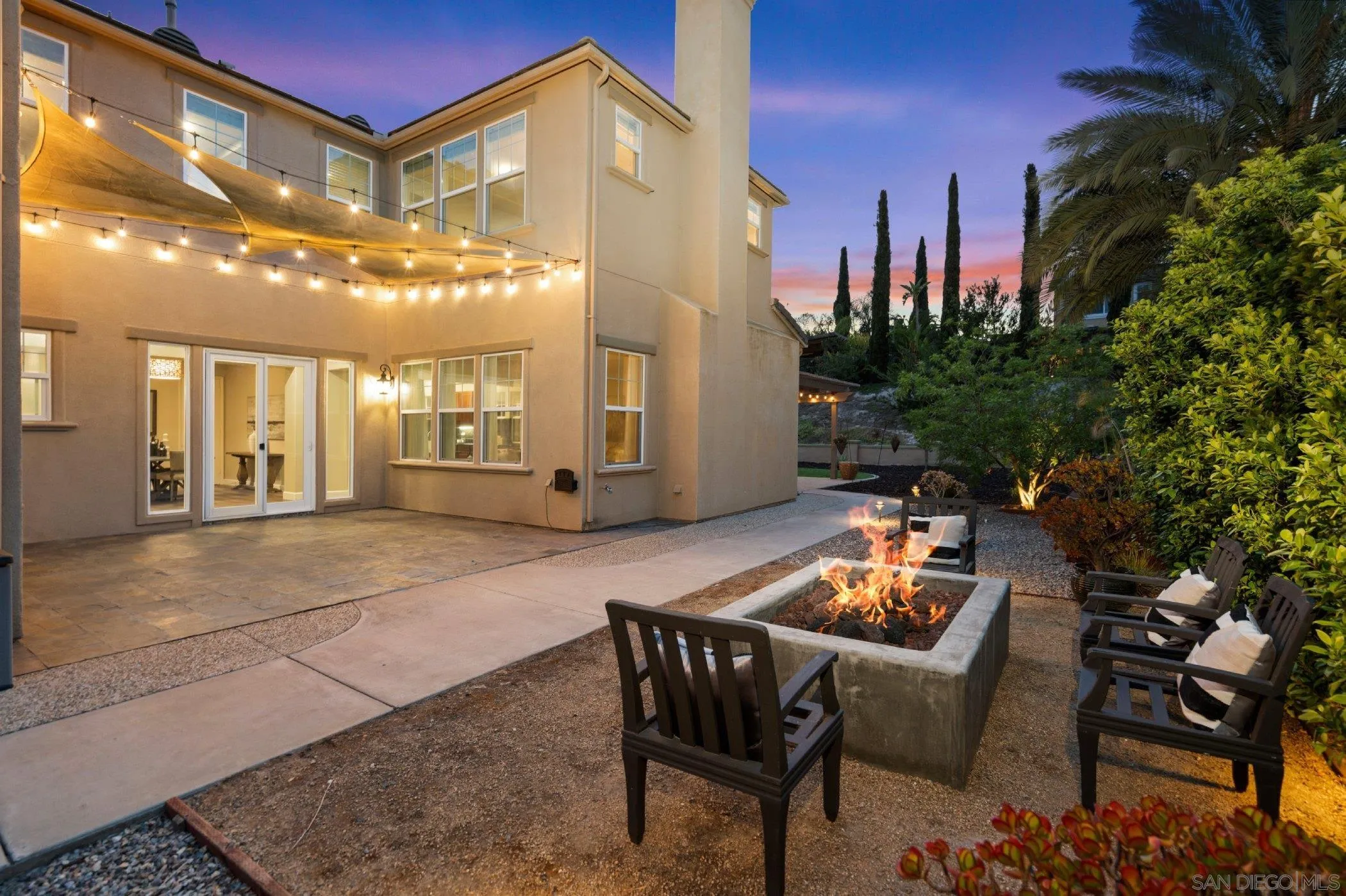 https://cdn.realtyfeed.com/cdn/127/260009481/988bbdbd339e7b675d9d21059b12bfba.webp