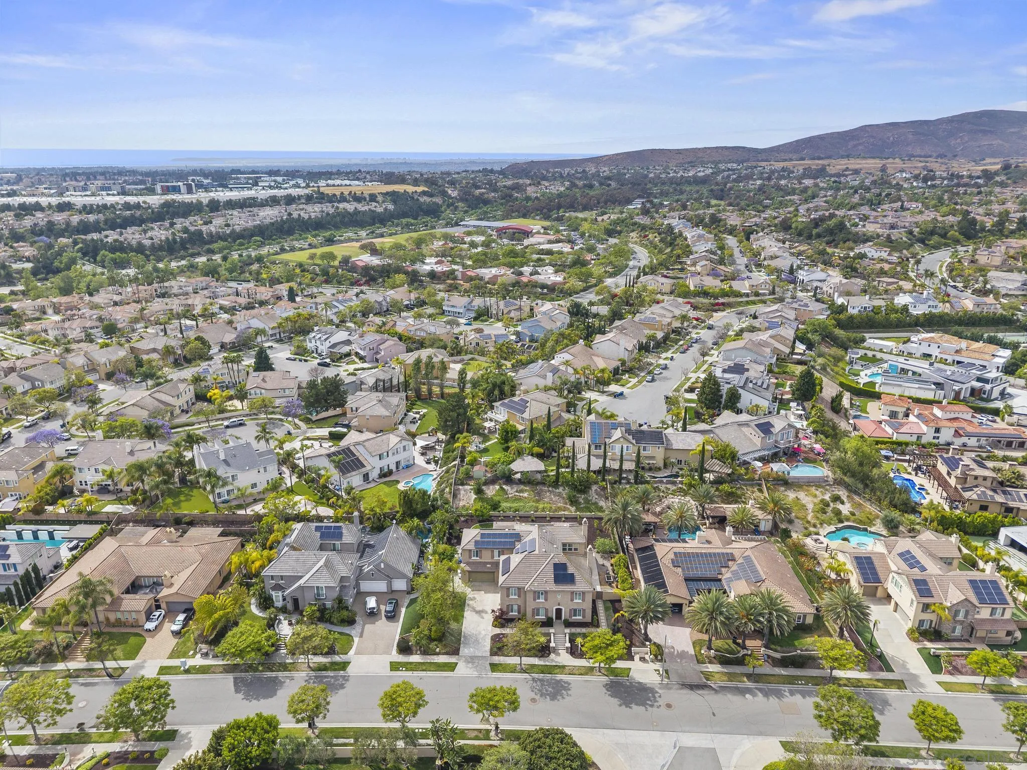 https://cdn.realtyfeed.com/cdn/127/260009481/d21069fc38612fac16bc42c66467bdd5.webp