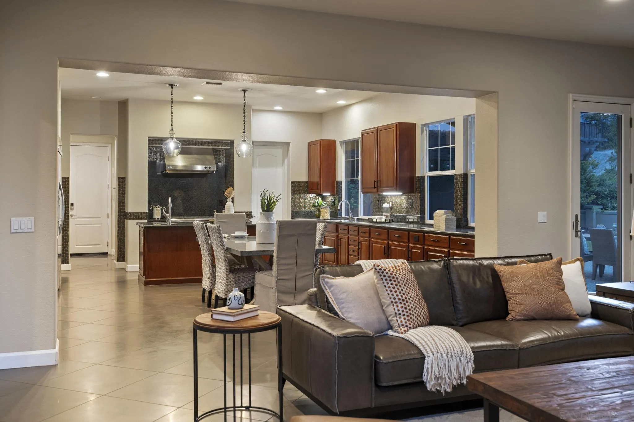 https://cdn.realtyfeed.com/cdn/127/260009481/ea53314a29541d6fe17b296586405413.webp