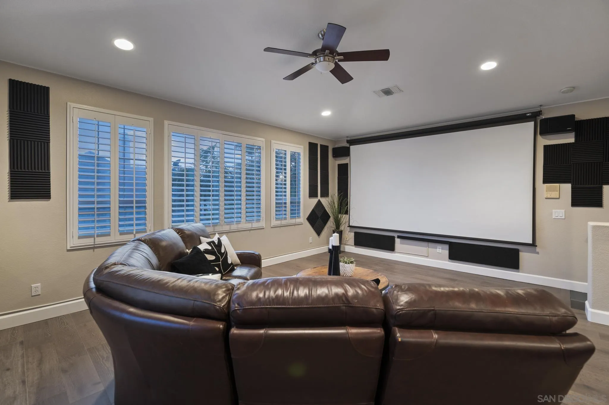 https://cdn.realtyfeed.com/cdn/127/260009481/f23dec9786d7d7e54a6e7927b4801f45.webp