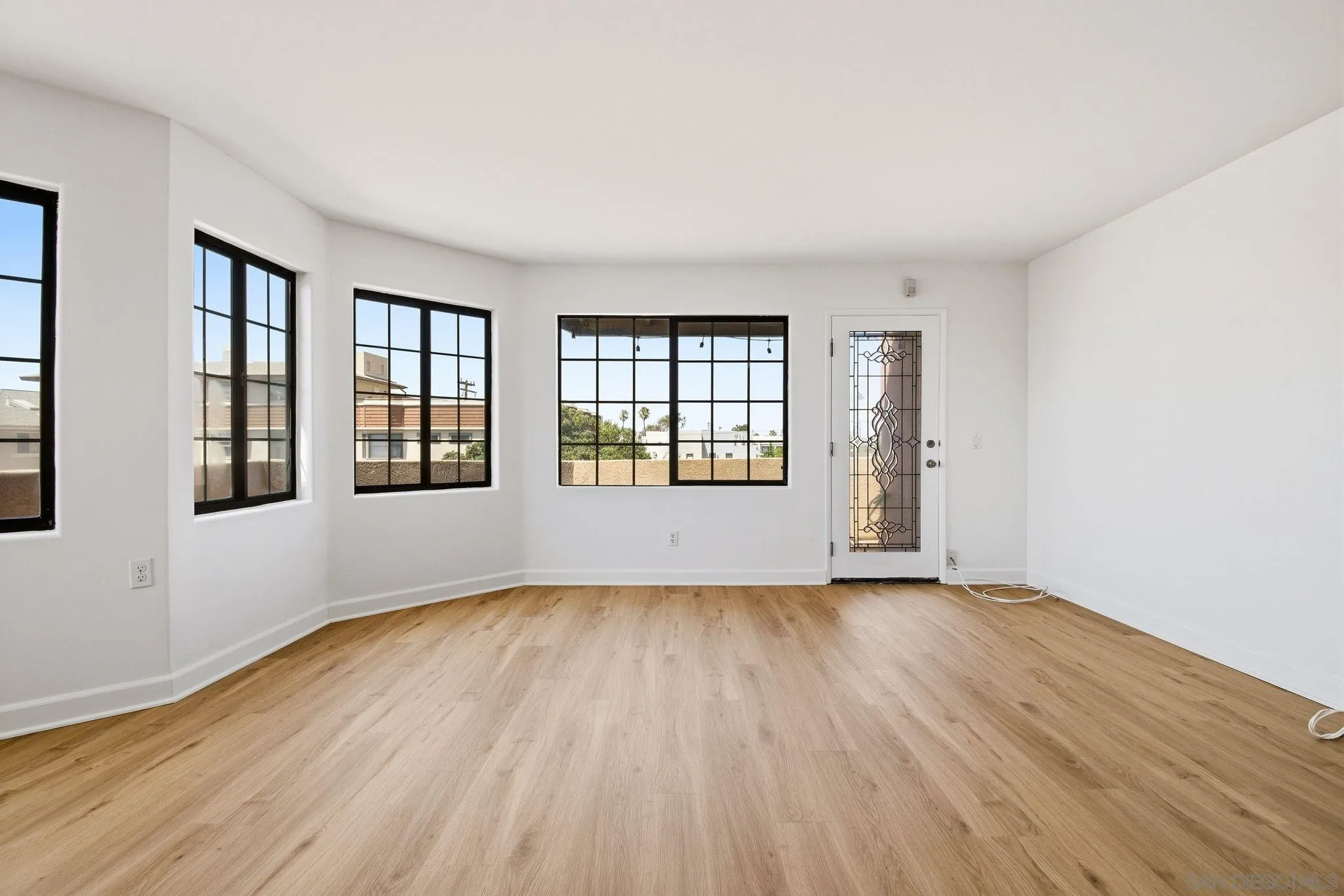 Photo #6: 260009484 Listing: Photo #6