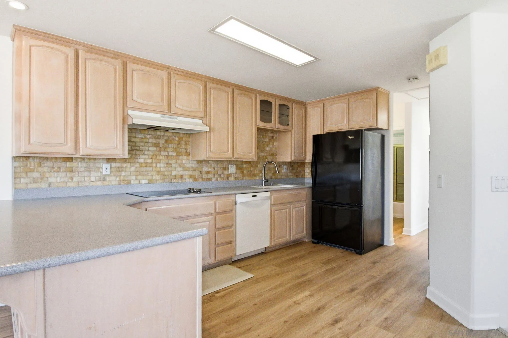 Photo #9: 260009484 Listing: Photo #9