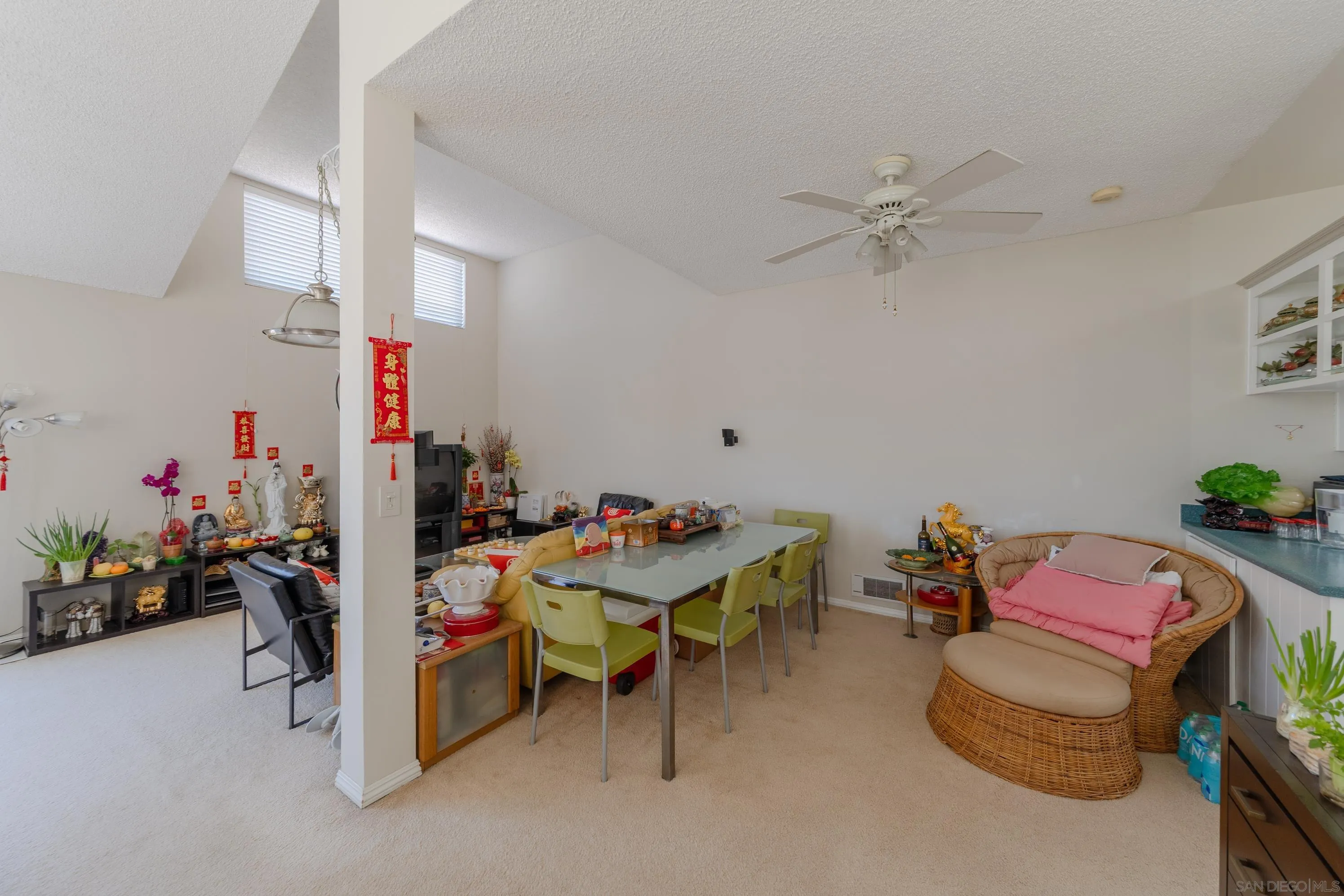 Photo #8: 260009485 Listing: Photo #8