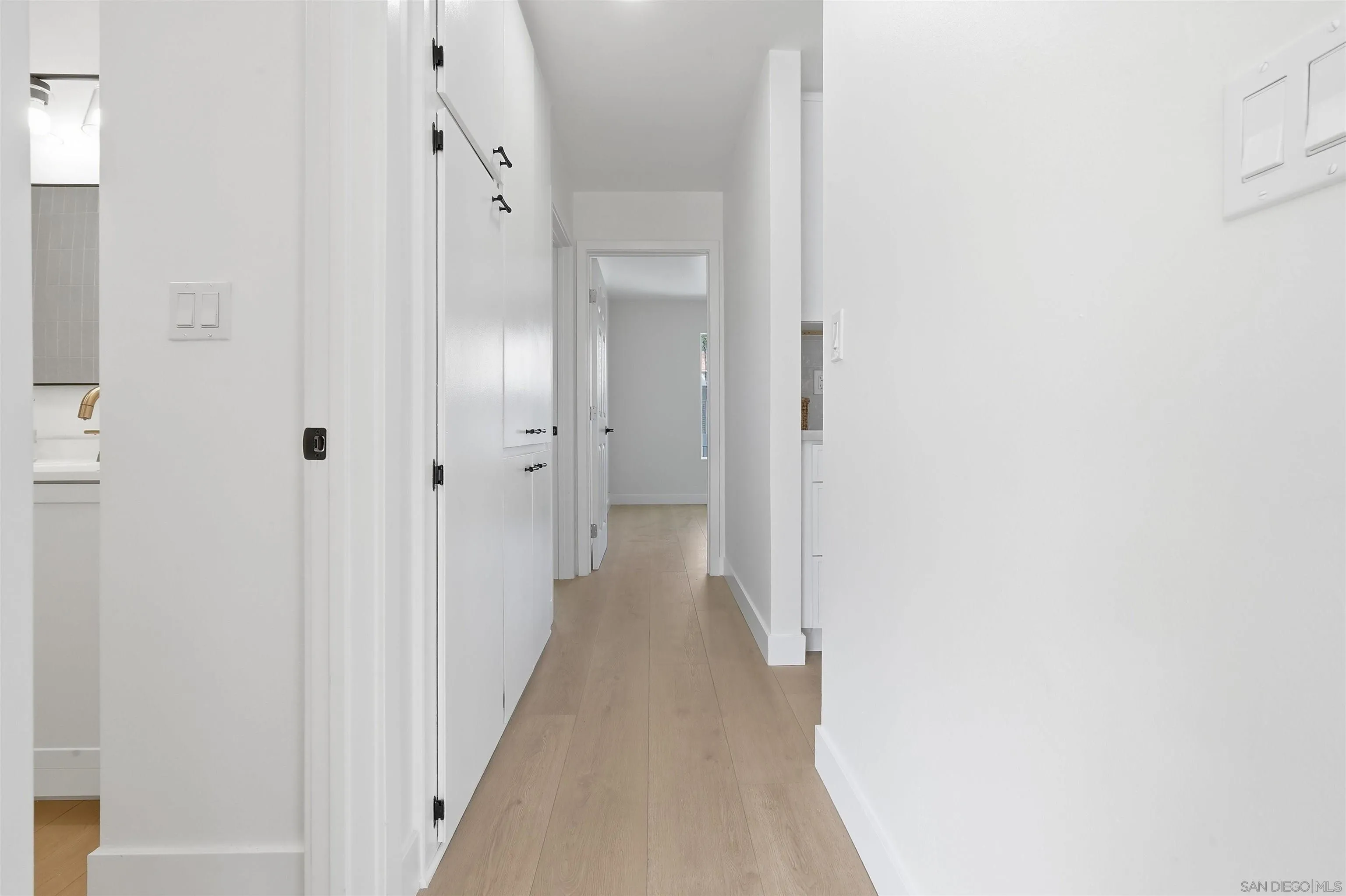 Photo #7: 260009488 Listing: Photo #7