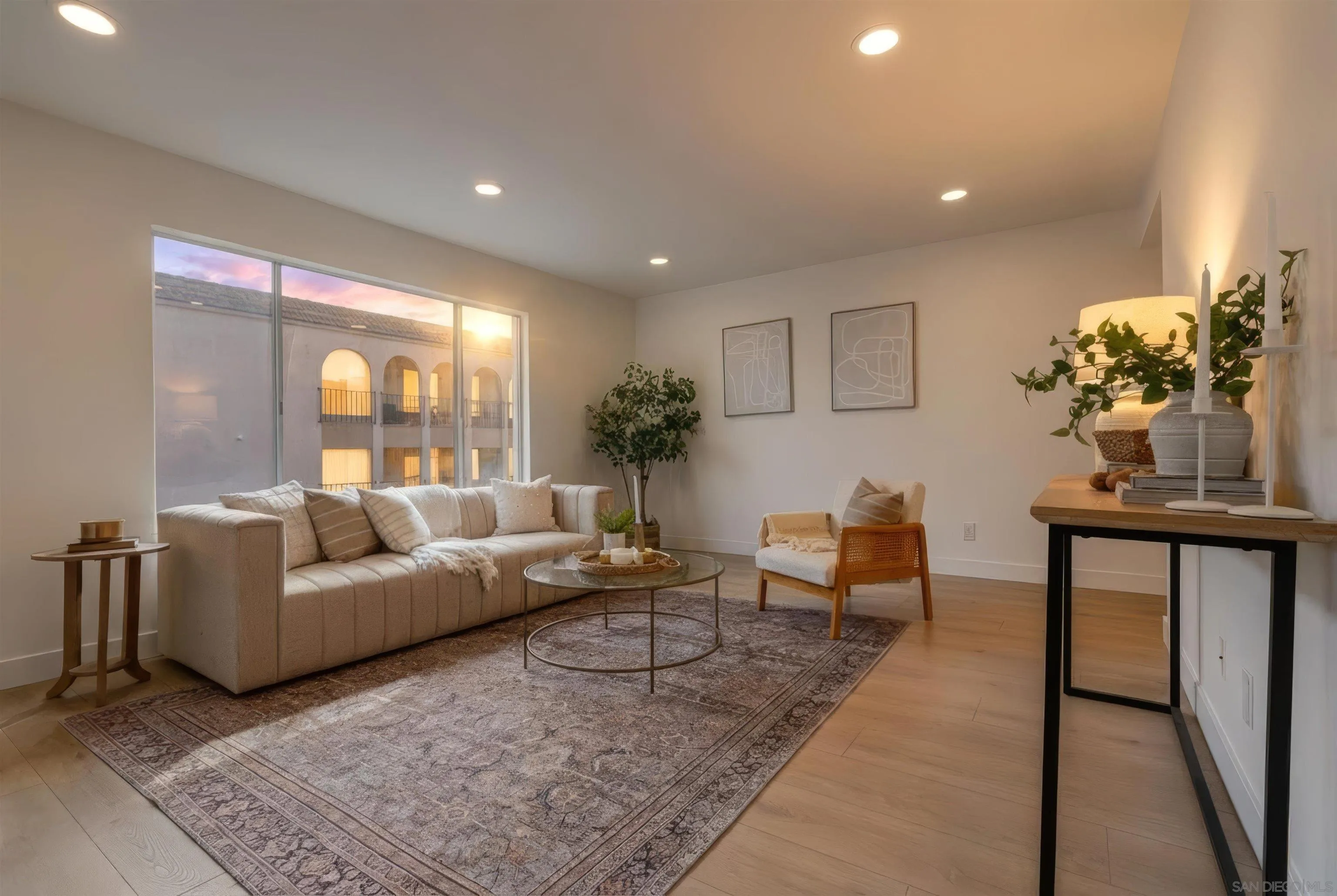 Photo #5: 260009488 Listing: Photo #5