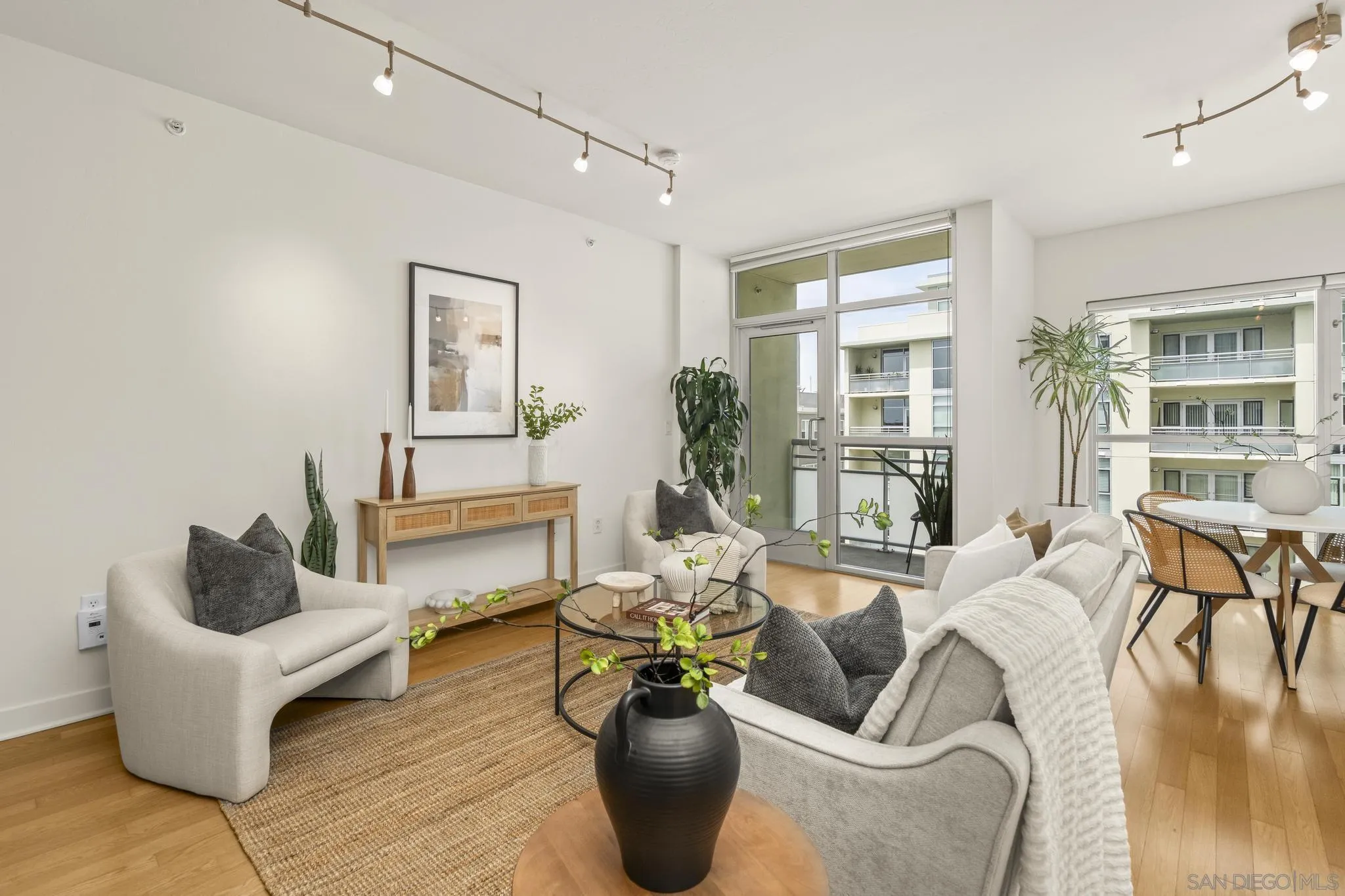 Photo #7: 260009495 Listing: Photo #7